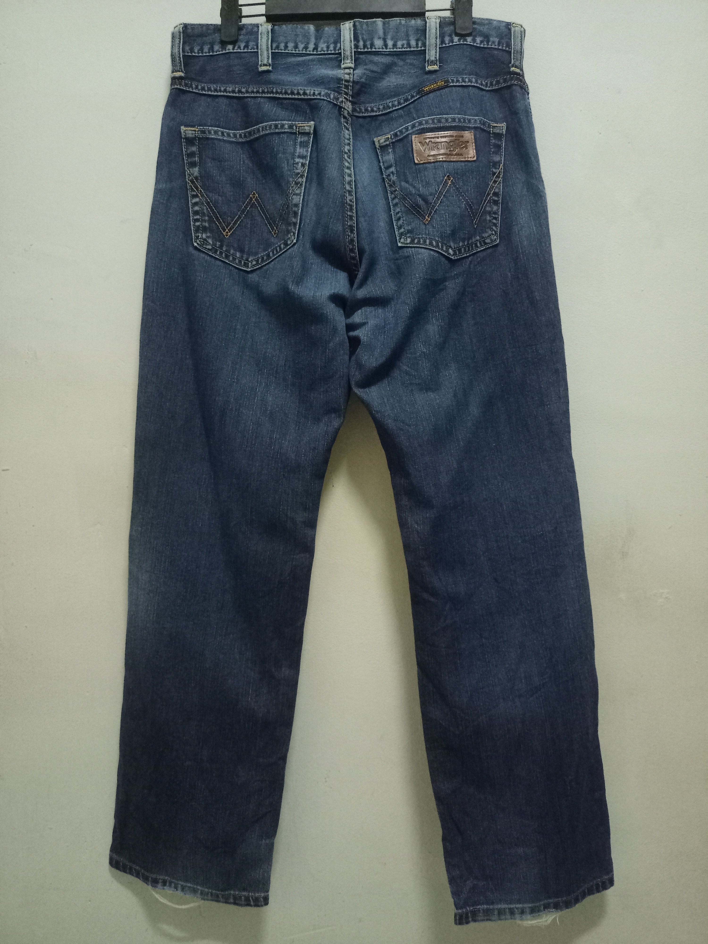 Wrangler Vintage Wrangler Blue Wash Distressed Baggy Jeans 32x28 Size US 32 / EU 48 - 2 Thumbnail