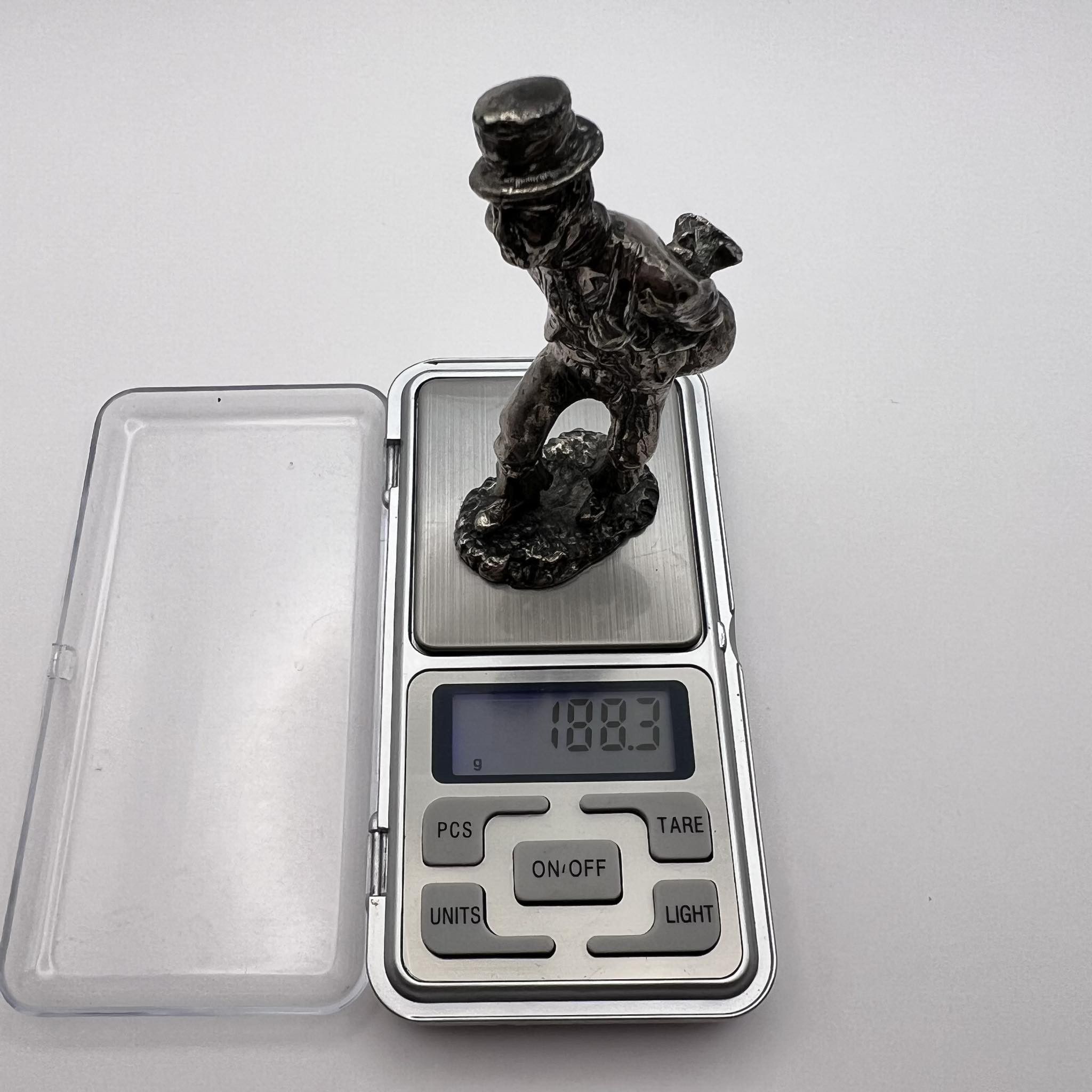 Vintage Vintage Silver Plated Figure Traveler with Bag Made in Italy Size ONE SIZE - 7 Thumbnail