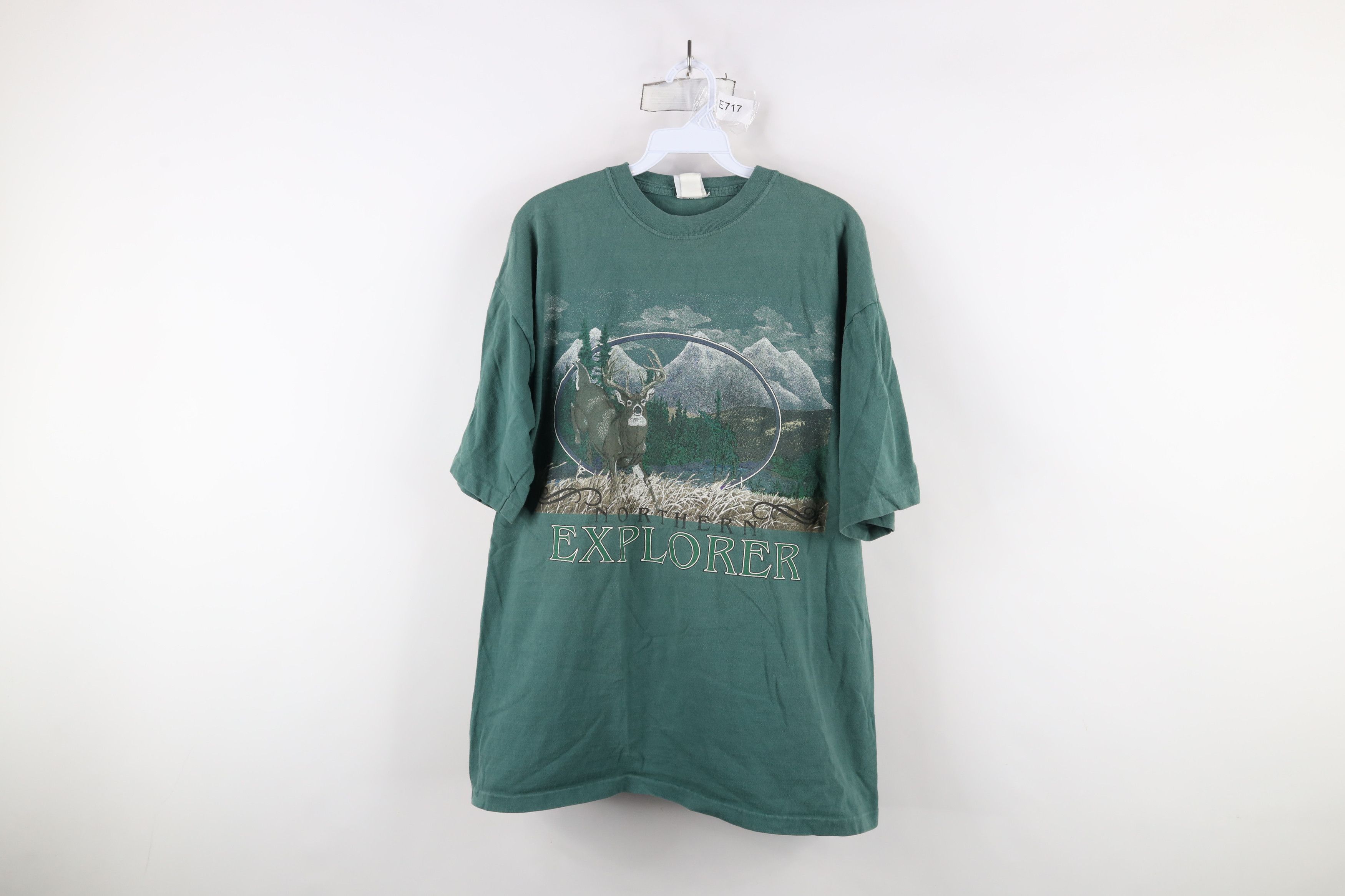 Vintage Vintage 90s Streetwear Nature Deer Buck Short Sleeve T-Shirt Size US L / EU 52-54 / 3 - 1 Thumbnail
