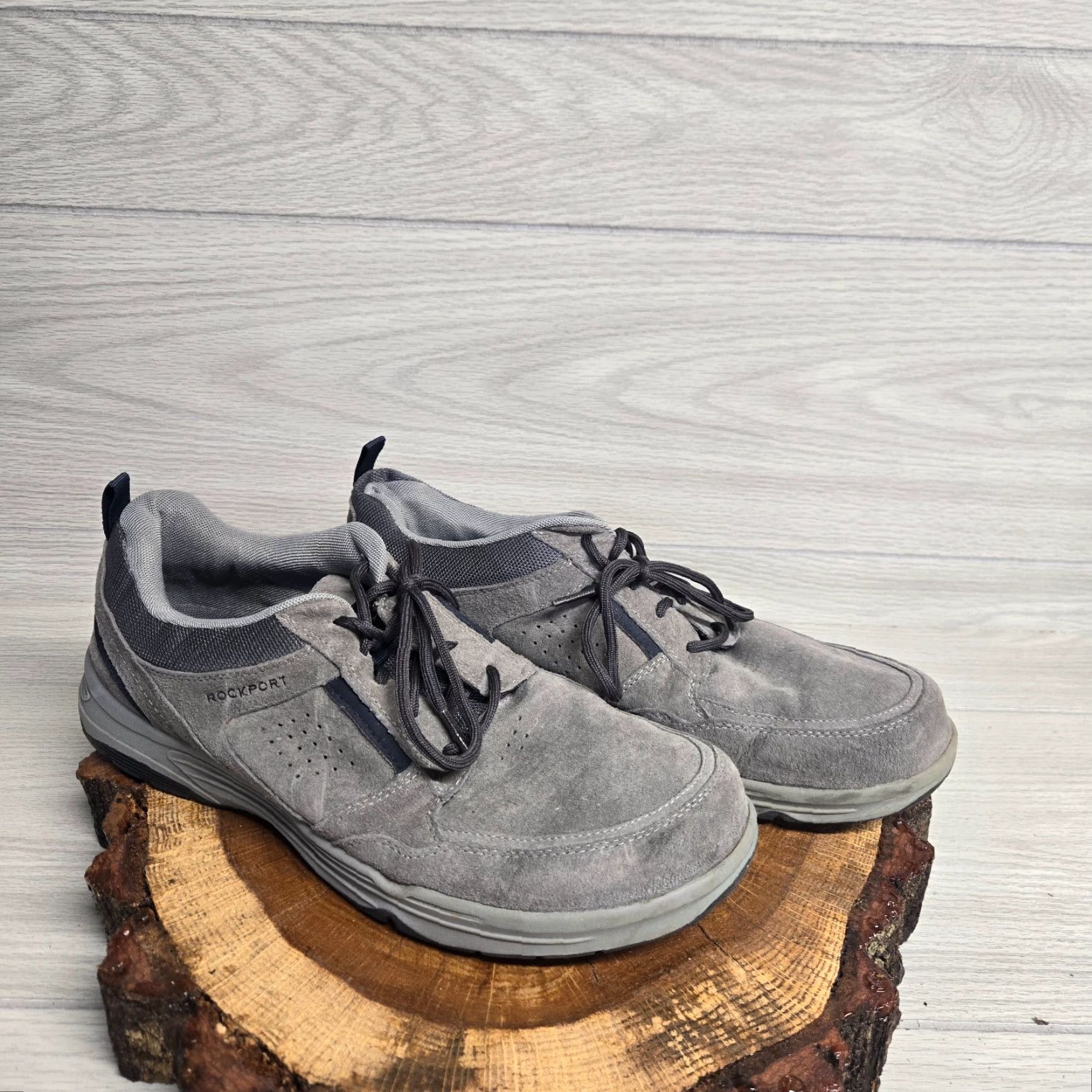 Rockport Rockport Men's Running Shoes Low Top Leather Perforated Gray M77080 11.5 Adult Shoes Size US L / EU 52-54 / 3 - 2 Thumbnail