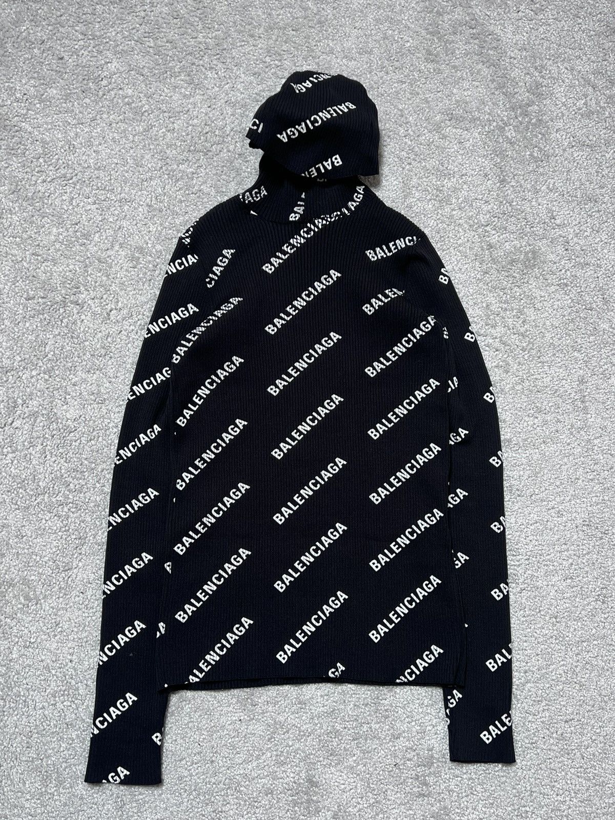 Balenciaga Balenciaga Monogram Ribbed Balaclava Turtleneck Hoodie Size US L / EU 52-54 / 3 - 5 Thumbnail