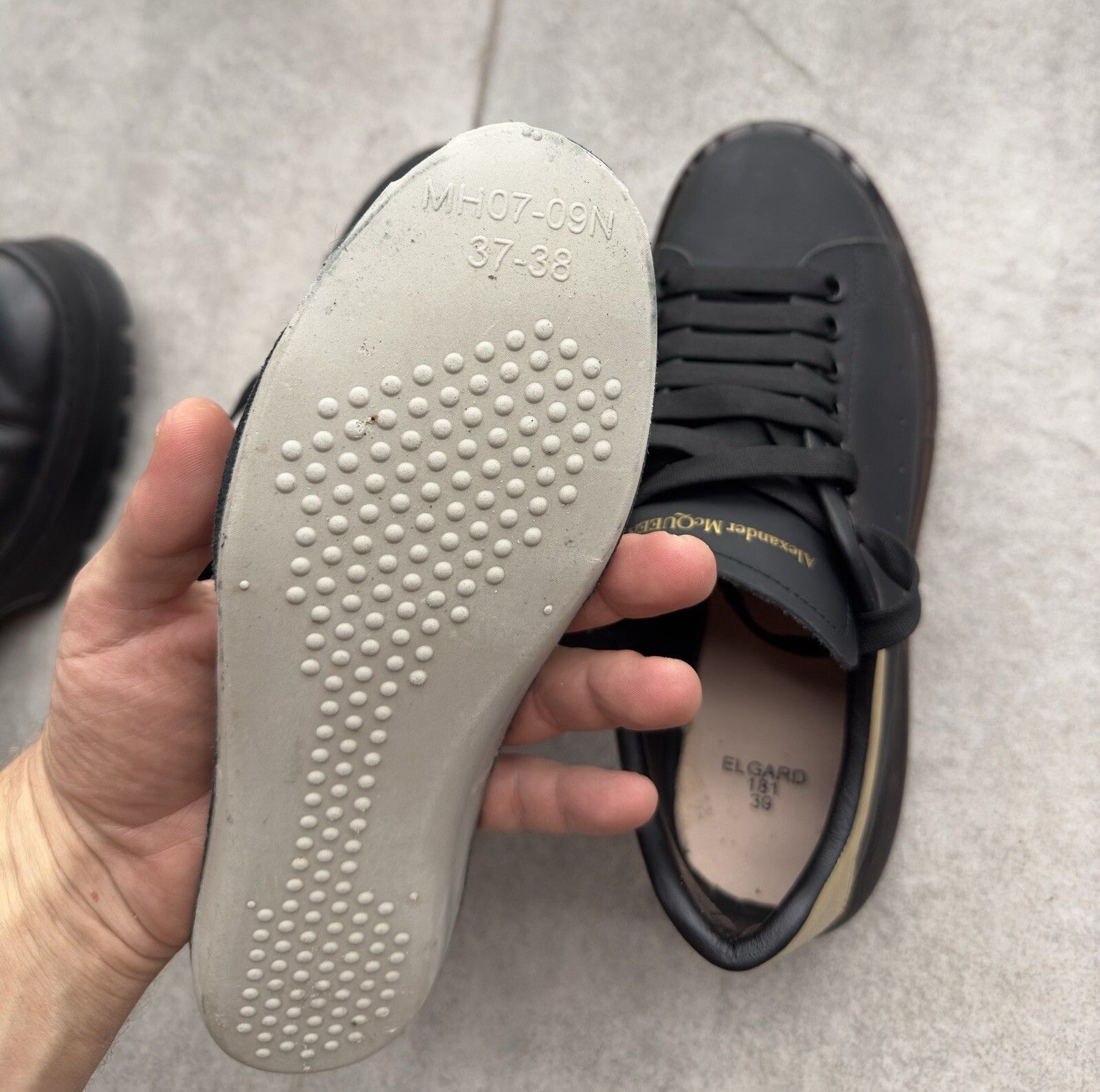 Alexander McQueen Alexander McQueen Oversized Classic Womens Sneakers Shoes Size US 9 / IT 39 - 22 Thumbnail