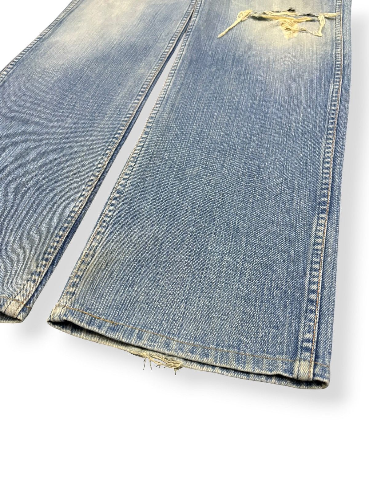 Wrangler Vintage Y2K Wrangler Blue Wash Faded Distressed Jeans Size US 34 / EU 50 - 7 Thumbnail