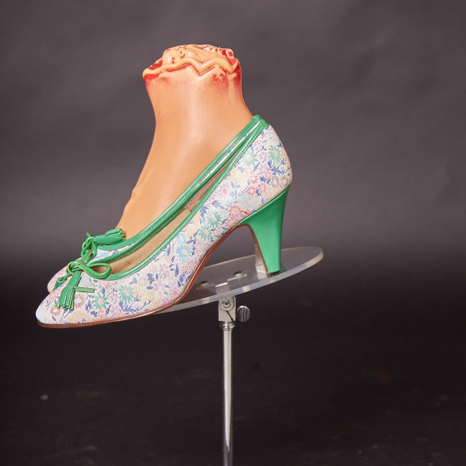Jack Rogers 1960s Floral Jack Rogers Green Trim Pumps Heels Shoes Size US 5.5 / IT 35.5 - 3 Thumbnail