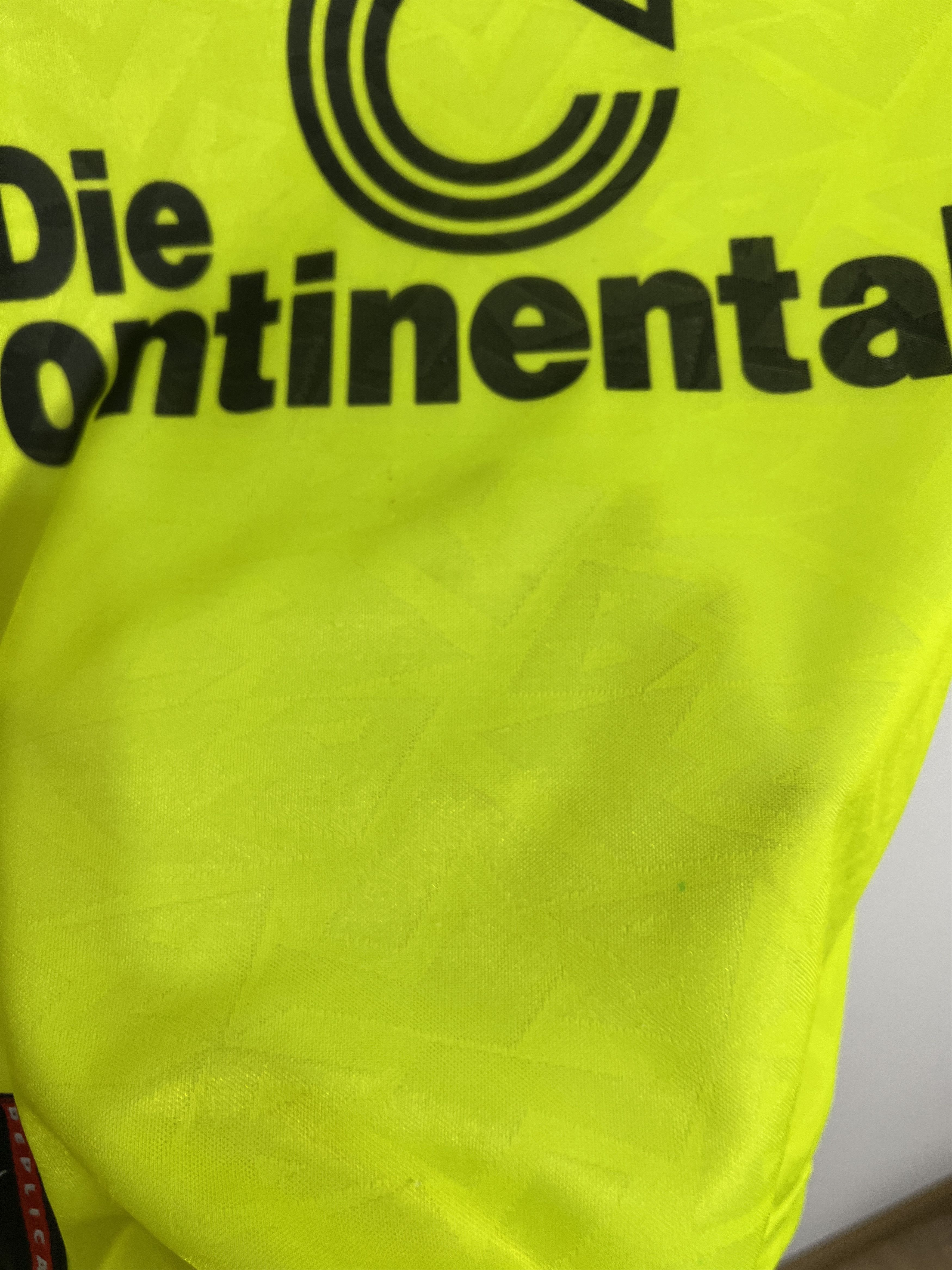 Nike Borussia Dortmund Home football shirt Soccer Jersey Trikot Size US S / EU 44-46 / 1 - 6 Thumbnail