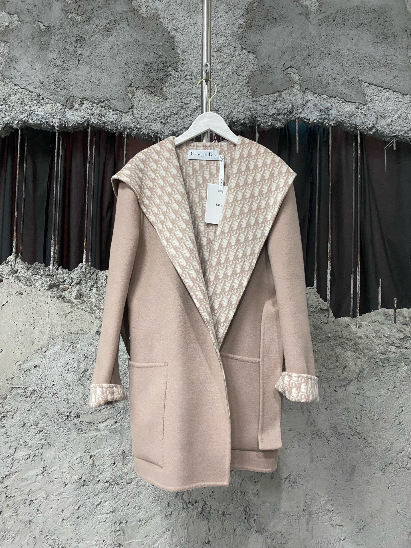Dior Dior Wool Coat S Women Size S / US 4 / IT 40 - 1 Thumbnail