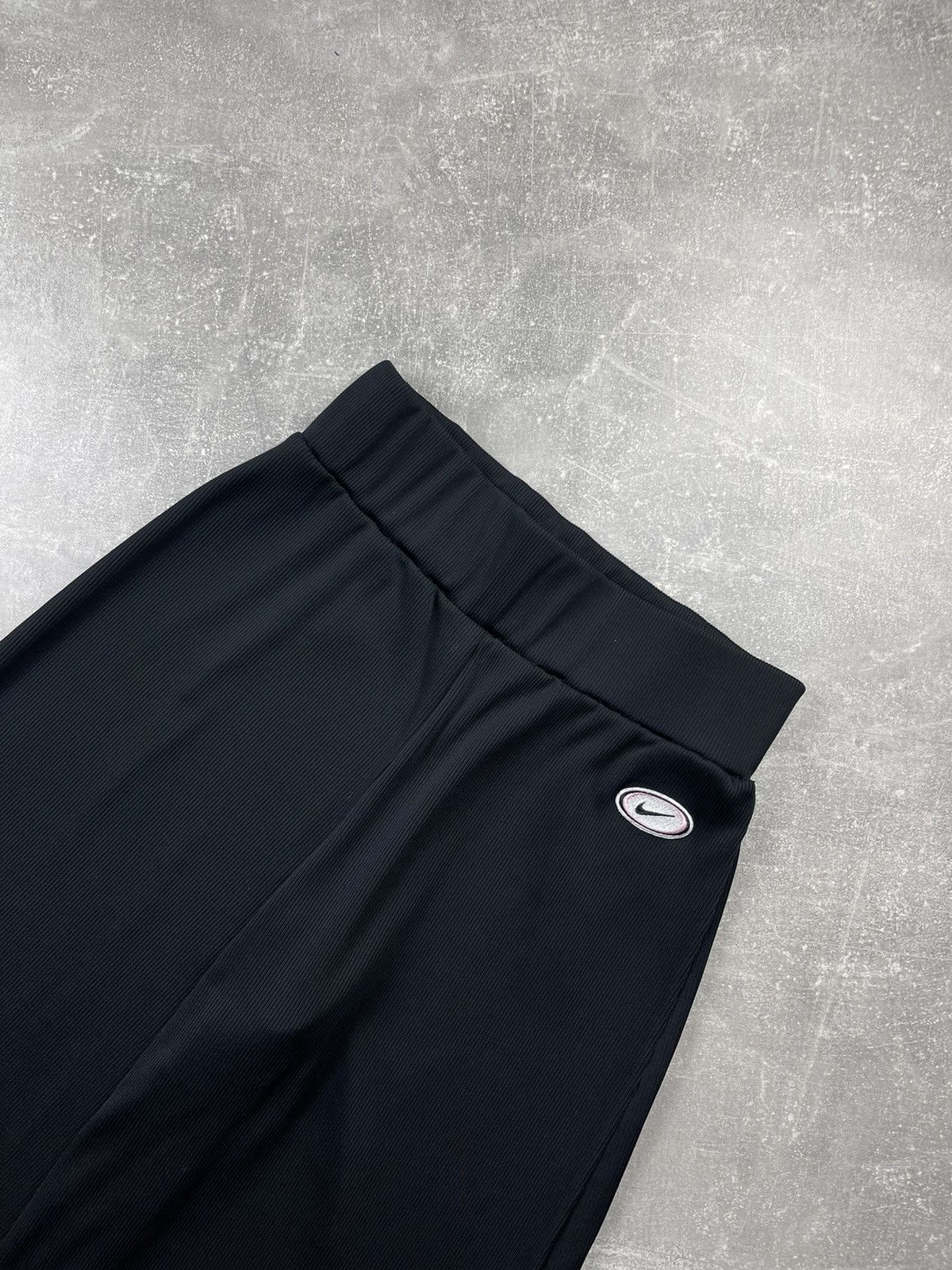 Nike Nike Black Pleated Wide-Leg Culotte Pants Tech Knit Fabric Size 28" / US 6 / IT 42 - 3 Thumbnail