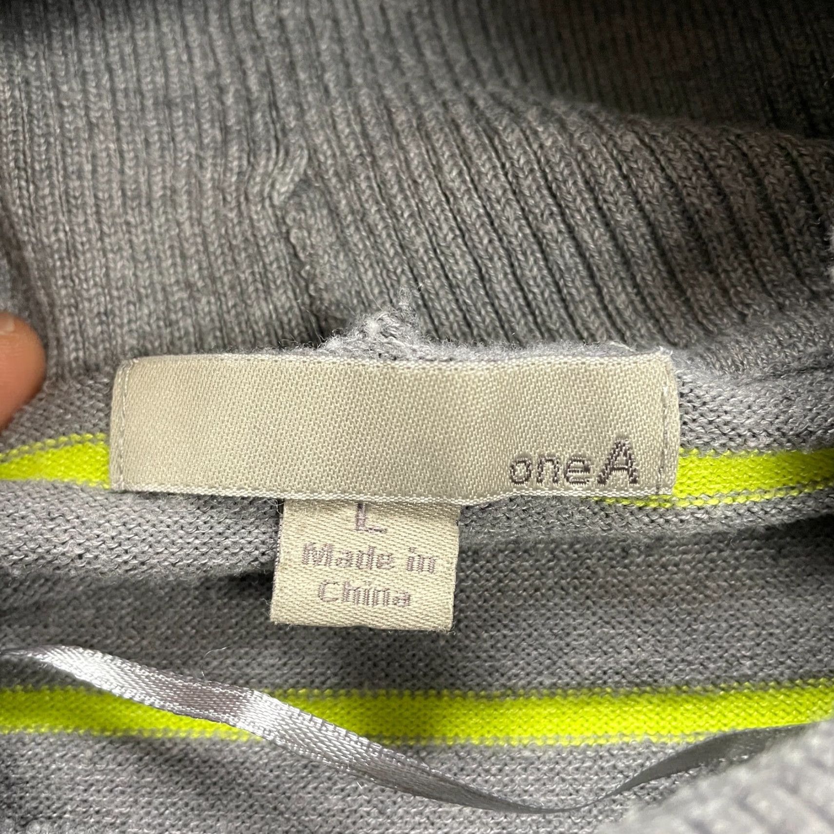 Vintage One A Sweater Womens Large Gray Yellow Striped Cowl Neck Knit Long Sleeve Pullover Casual Womens Size L / US 10 / IT 46 - 6 Thumbnail