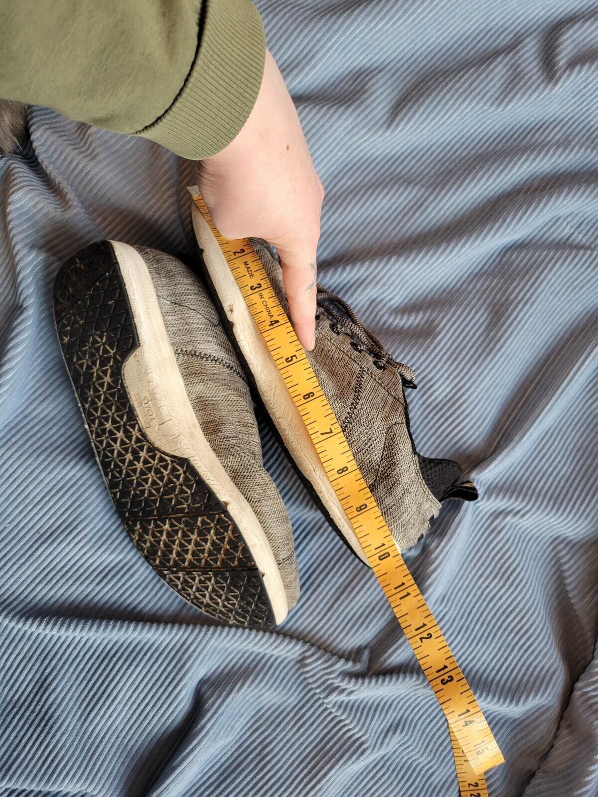 Toms Casual Gray Toms Lace-Up Shoes Size US 9 Size US 9 / EU 42 - 4 Thumbnail