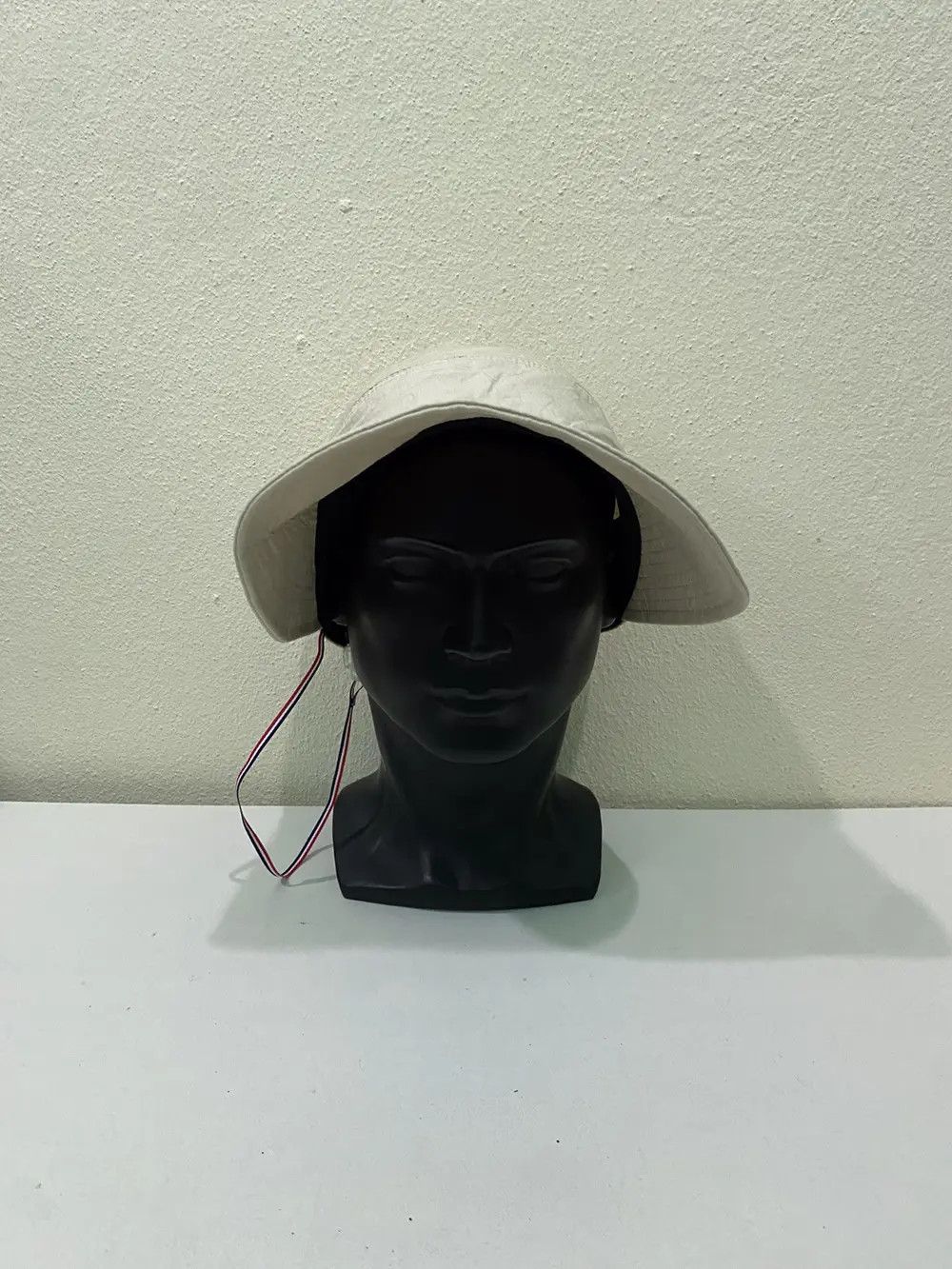 Fila × Vintage Fila Plain Bucket Hat Size ONE SIZE - 3 Thumbnail