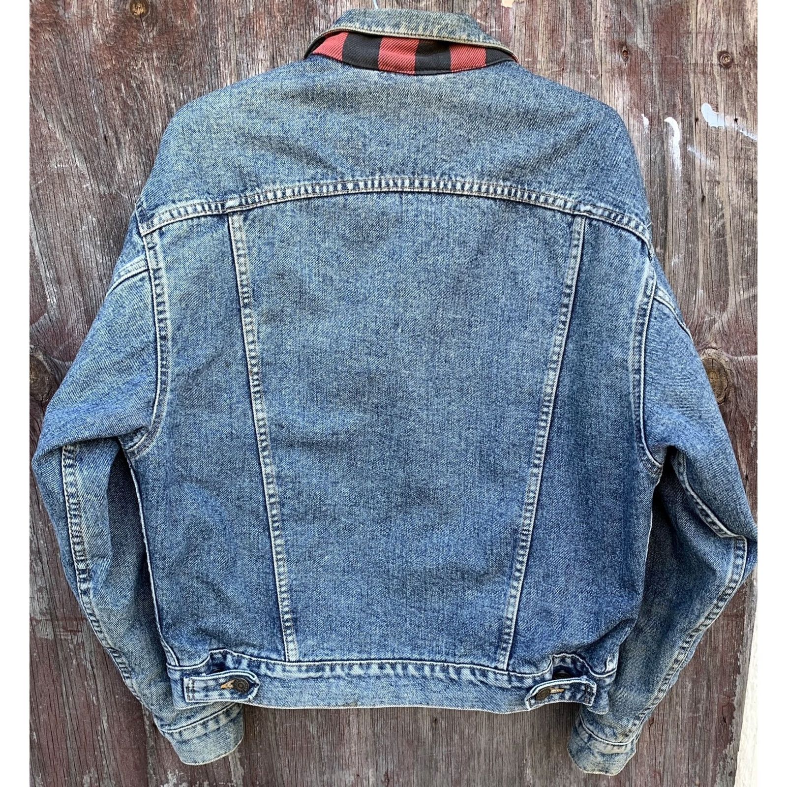 Levi's VINTAGE Levi's Denim Jacket Buffalo Plaid Lined Made In USA Cowboy Core Trucker S Mens Jacket Wide Western 70417-4891 Blue Denim Cotton Lined Vintage Size US S / EU 44-46 / 1 - 3 Thumbnail