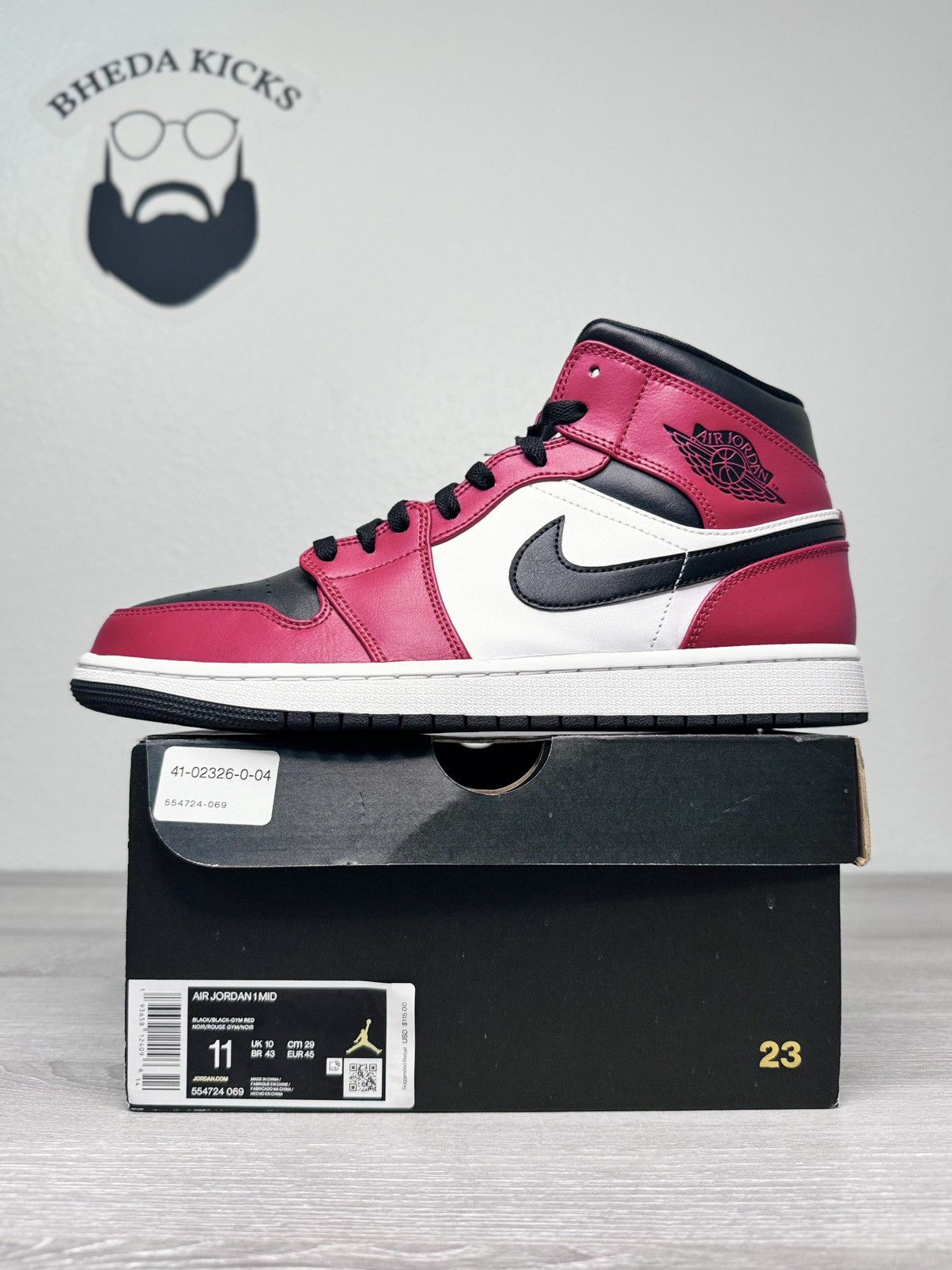Jordan Brand Jordan 1 mid chicago 554724-069 size 11 Size US 11 / EU 44 - 3 Thumbnail