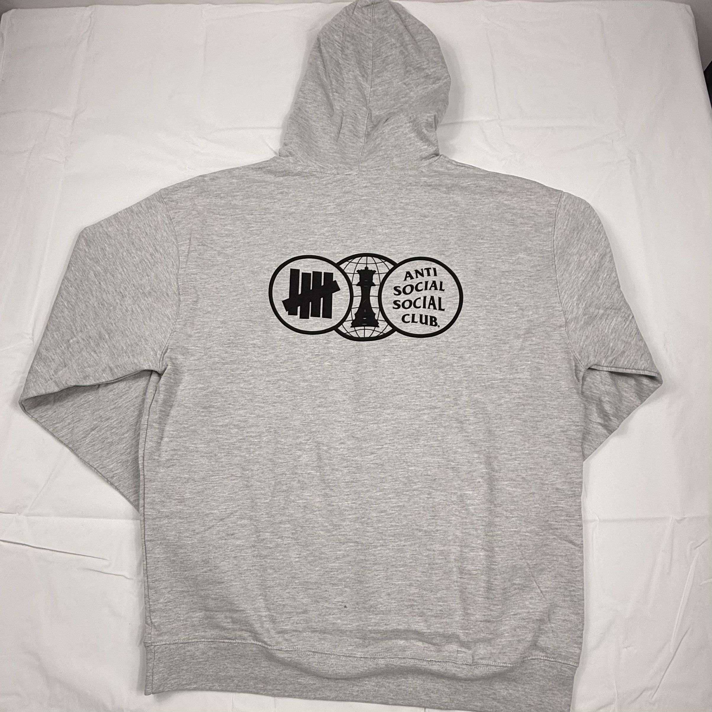 Anti Social Social Club × Undefeated Anti Social Social Club x Undefeated Hoodie Grey XXL NEW Size US XXL / EU 58 / 5 - 1 Thumbnail