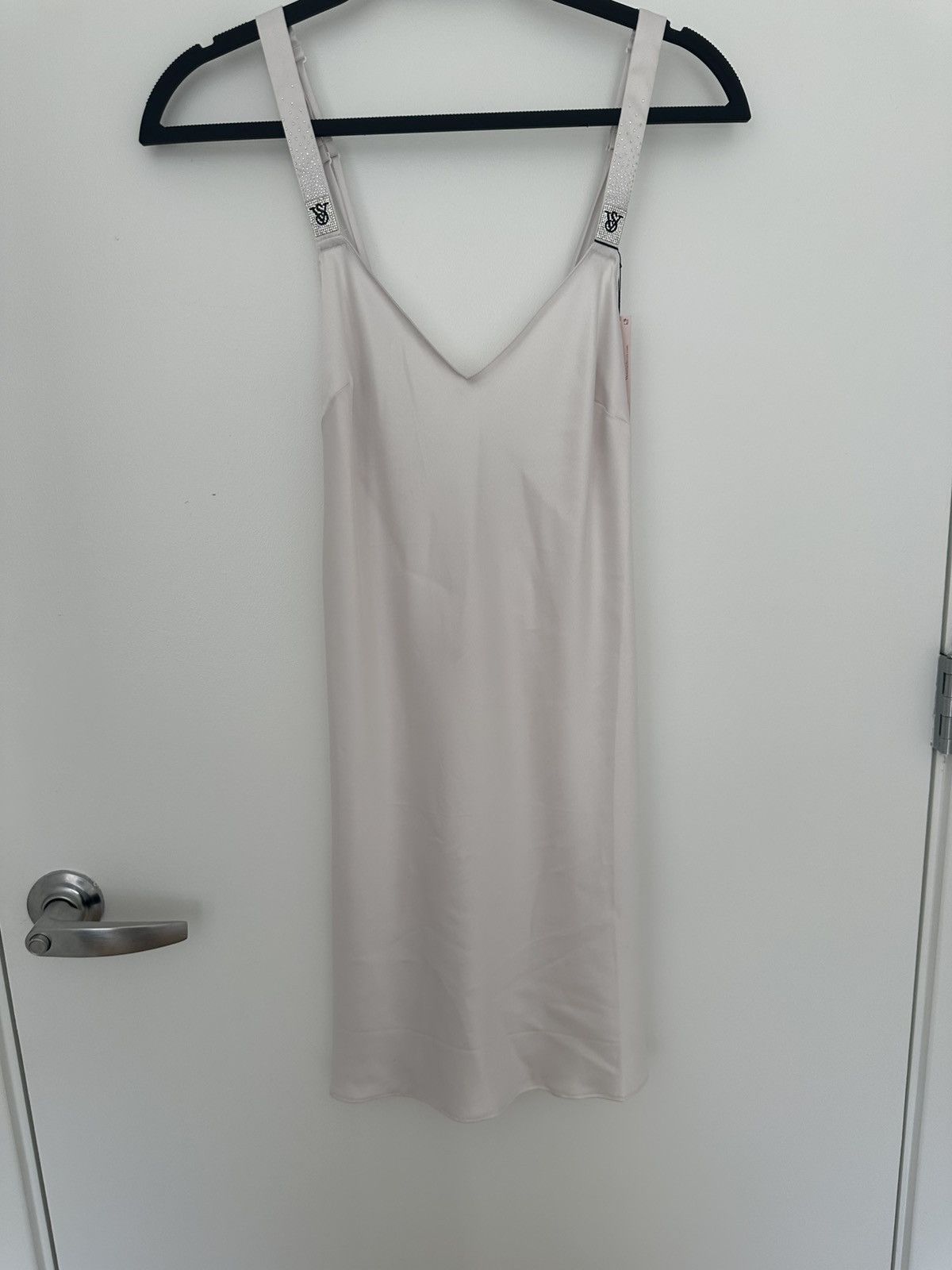 Victoria's Secret VICTORIA'S SECRET Scattered Shine Strap Strappy-Back Slip Size S / US 4 / IT 40 - 3 Thumbnail