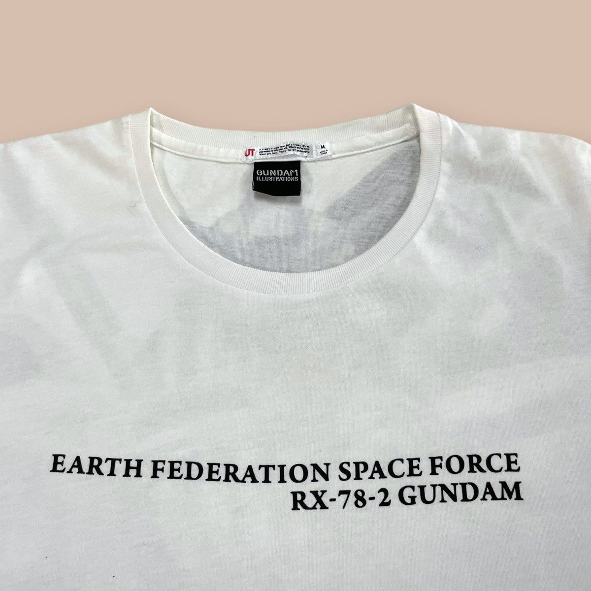 Uniqlo UNIQLO UT "GUNDAM ILLUSTRATIONS" Tee Size US M / EU 48-50 / 2 - 4 Thumbnail