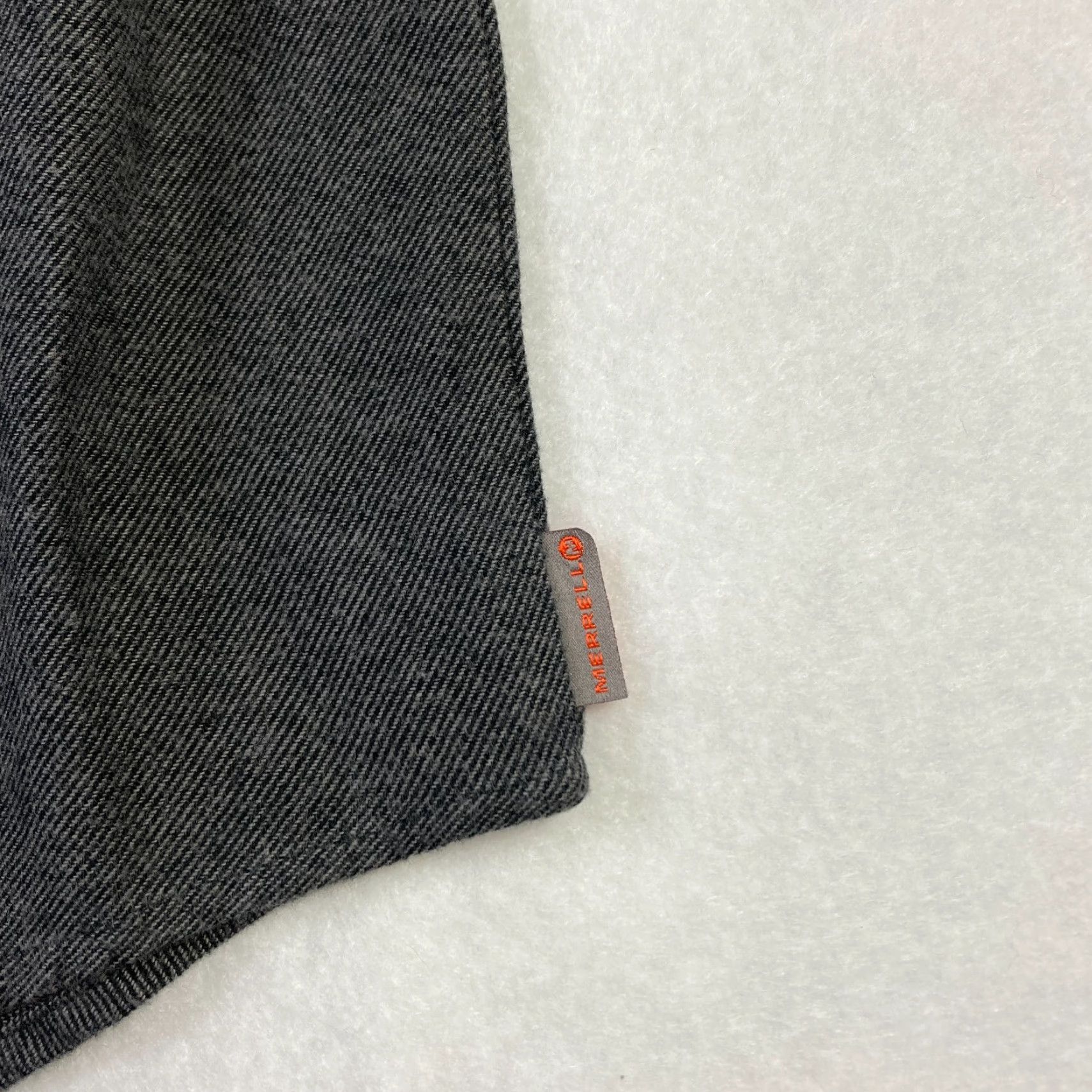 Merrell Merrell Flannel Shirt Mens Medium Charcoal Gray Long Sleeve Button Up Pockets Size US M / EU 48-50 / 2 - 3 Thumbnail