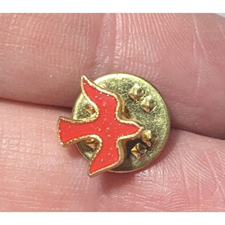 Other Minimalist Dove Shaped Red And Gold Tone Enamel Filled Lapel Size ONE SIZE - 3 Thumbnail