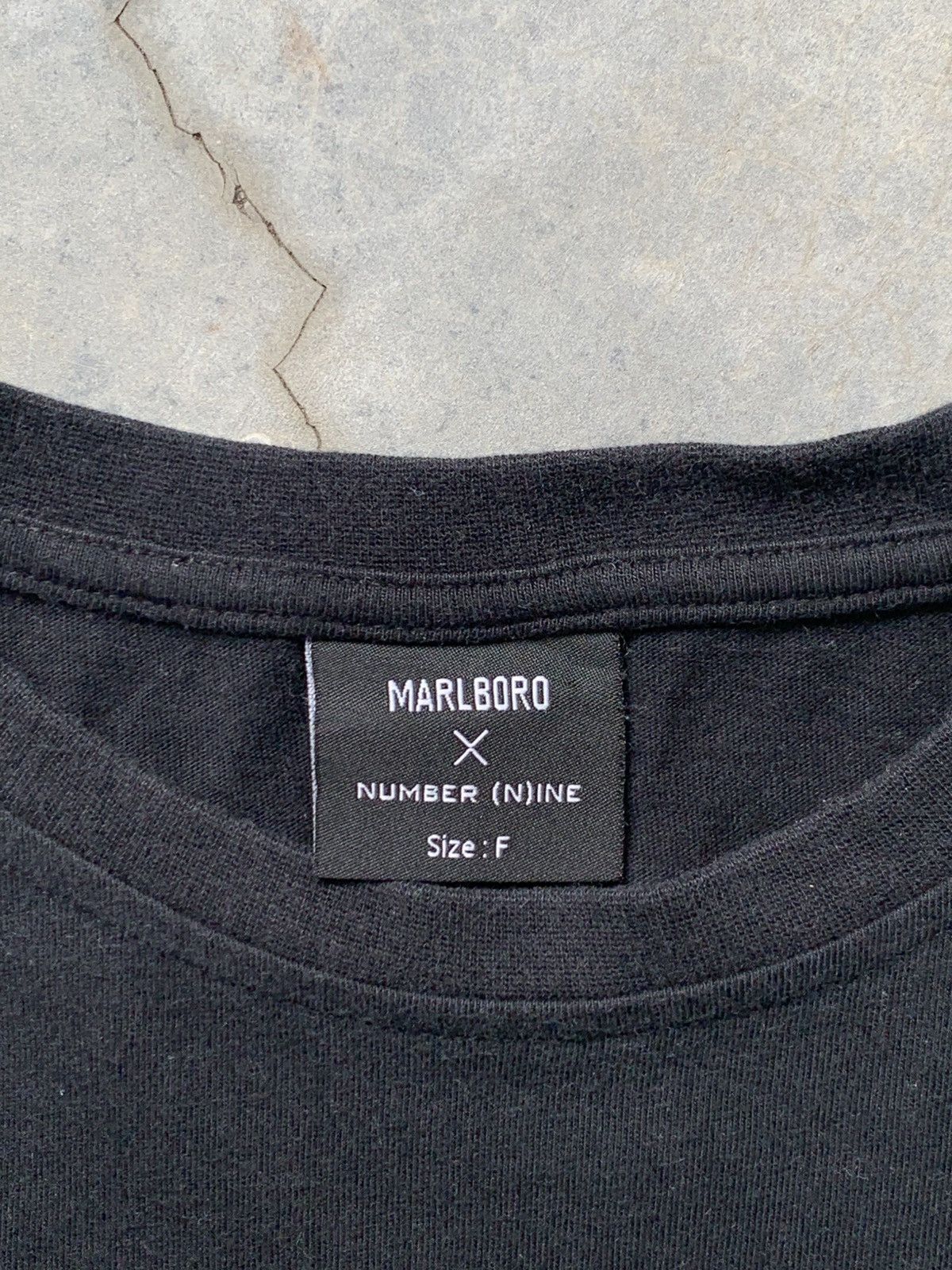 Number (N)ine Number (N)ine X Marlboro Shield Tshirt Size US M / EU 48-50 / 2 - 4 Thumbnail
