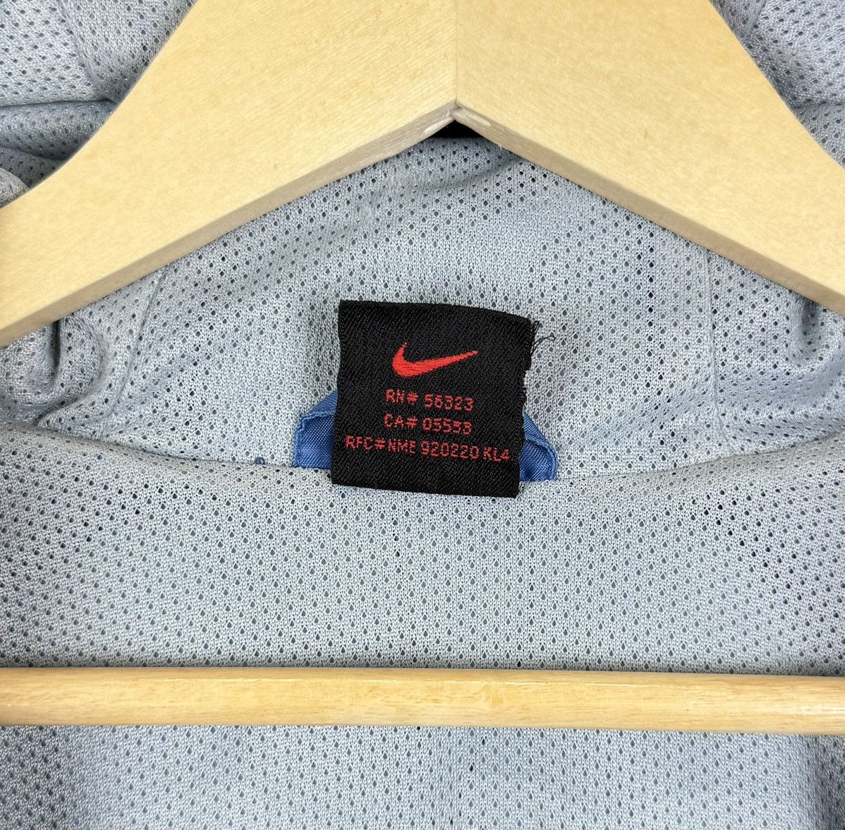 Nike Vintage Nike Anorak 1/2 Zip Jacket Blue Hooded Swoosh Nylon Size US M / EU 48-50 / 2 - 5 Thumbnail