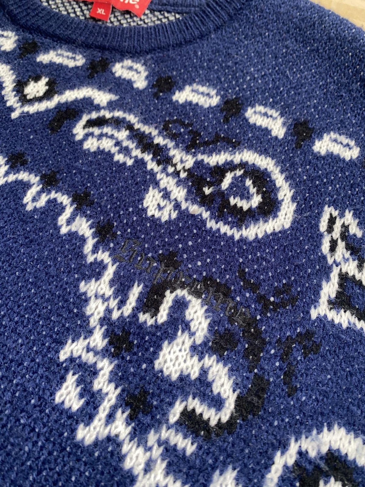 Supreme Supreme Bandana Sweater SS18 Size US XL / EU 56 / 4 - 5 Thumbnail
