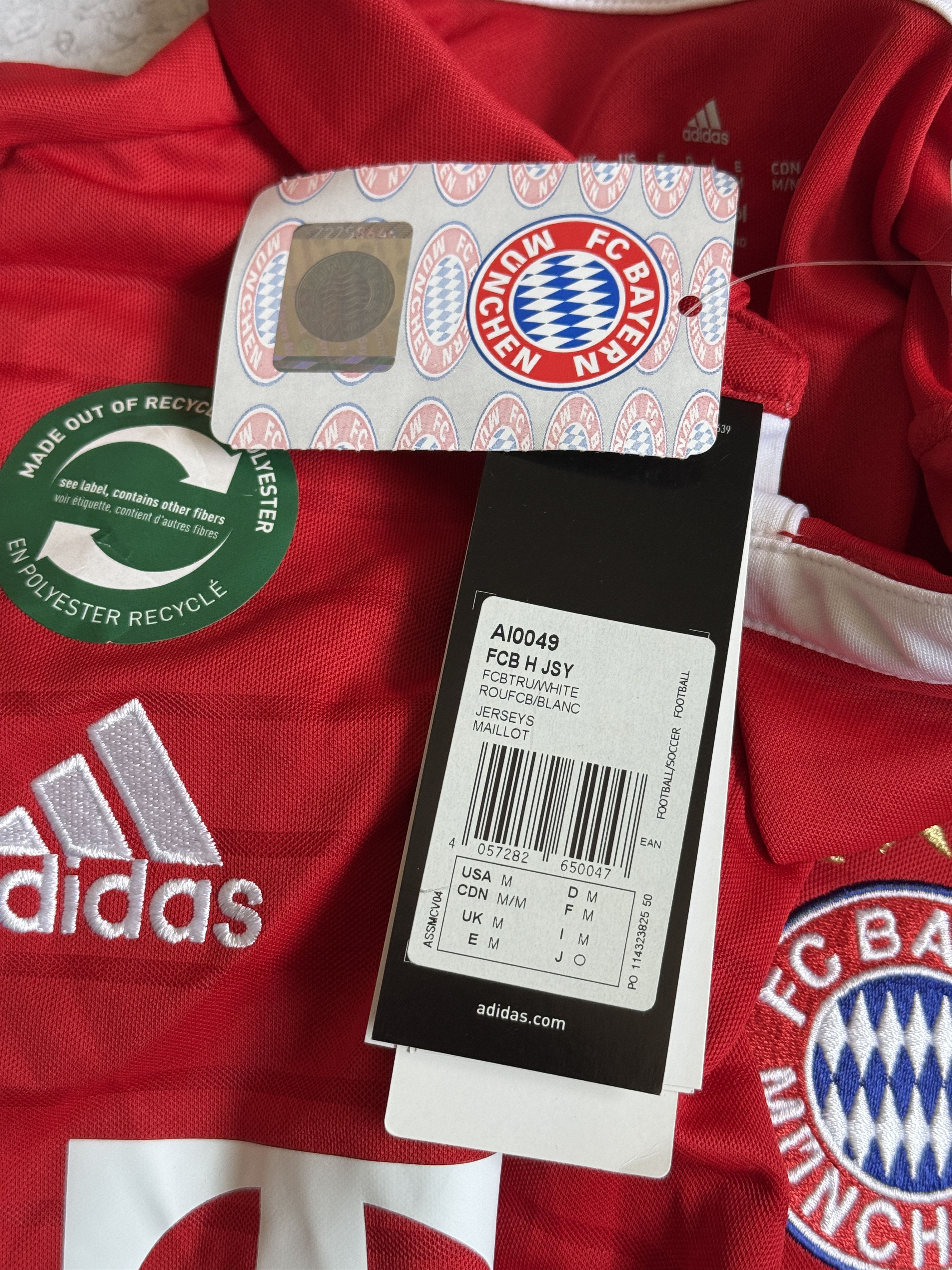 Adidas BAYERN MUNICH 2016 2017 SHIRT FOOTBALL SOCCER ADIDAS MENS M Size US M / EU 48-50 / 2 - 5 Thumbnail