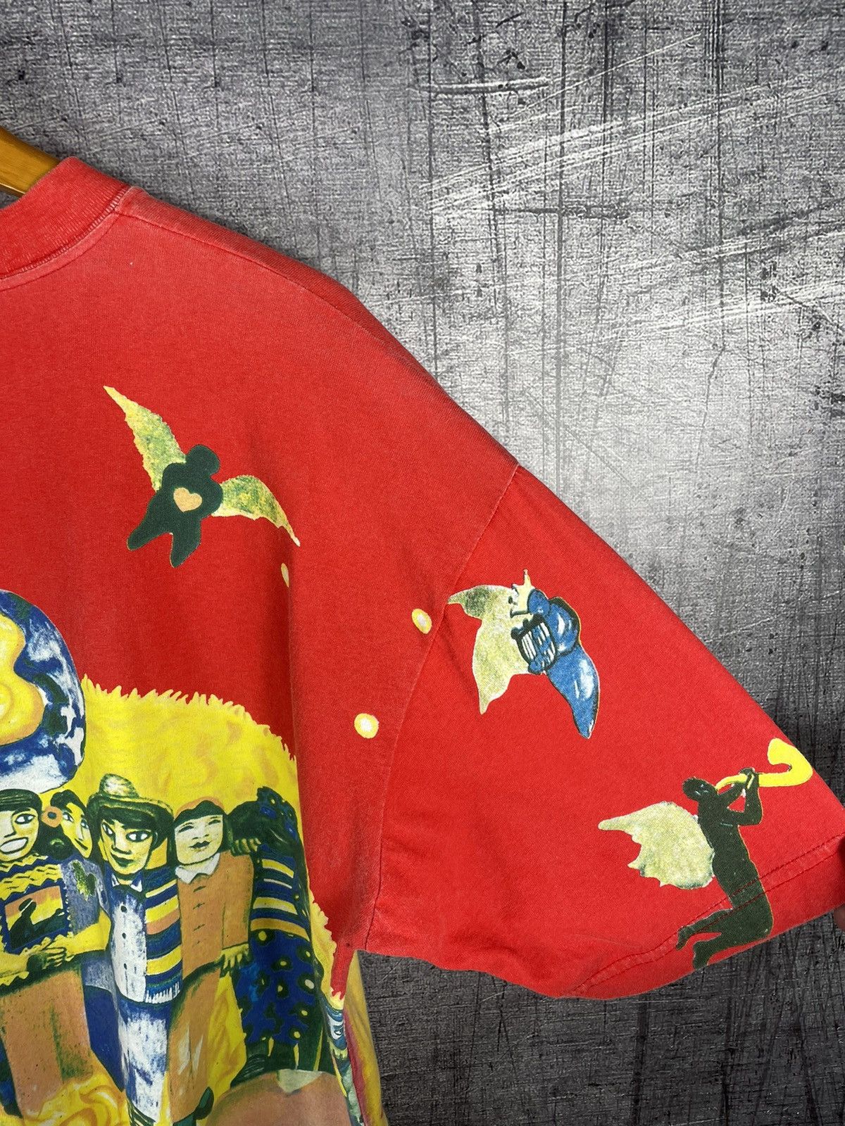 Band Tees Vintage 90s Carlos Santana Sacred Fire all-over print Tee Size US XL / EU 56 / 4 - 12 Thumbnail