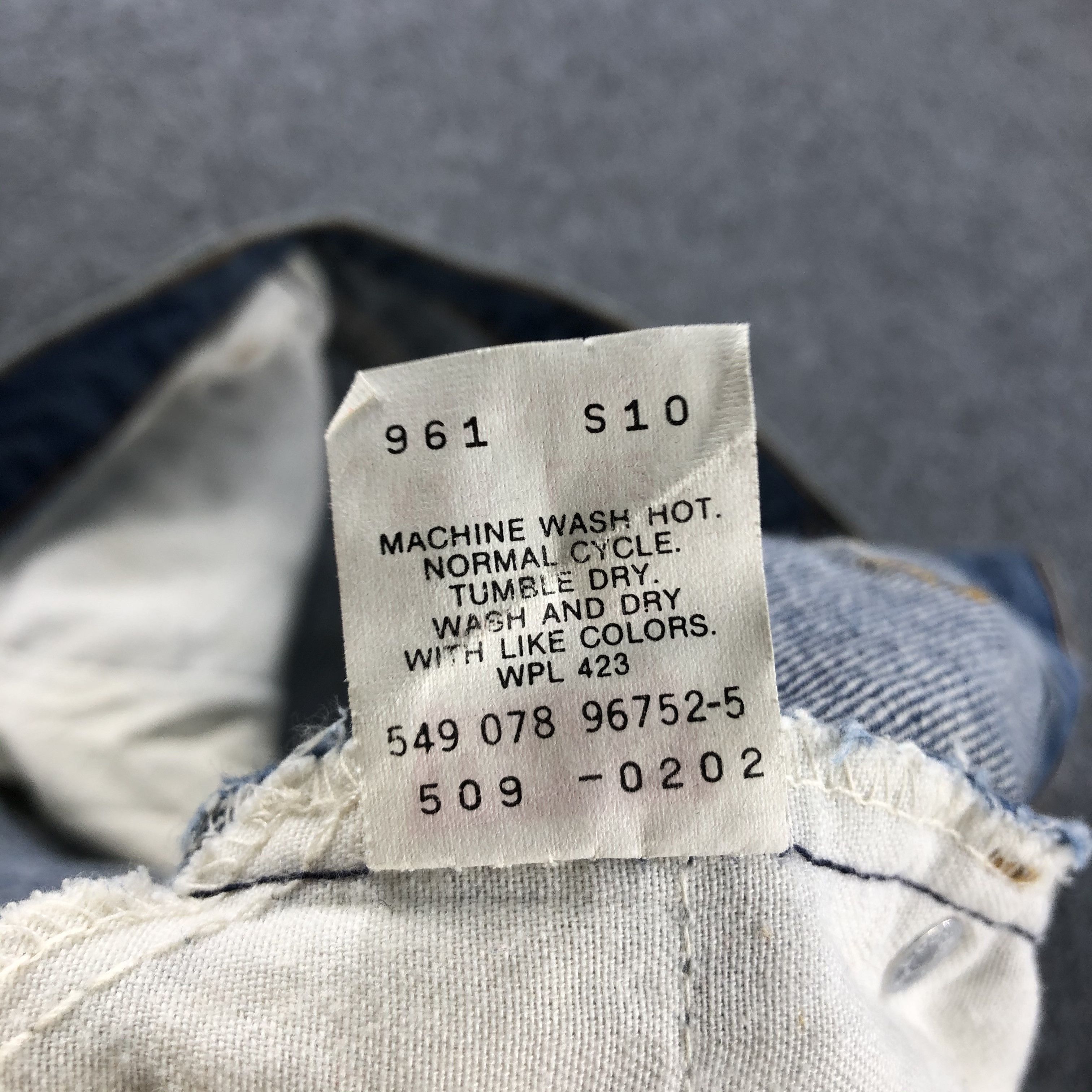 Levi's × Vintage Vintage 90s Blue Wash Levis 509 Jeans-J2266 Size US 36 / EU 52 - 11 Thumbnail