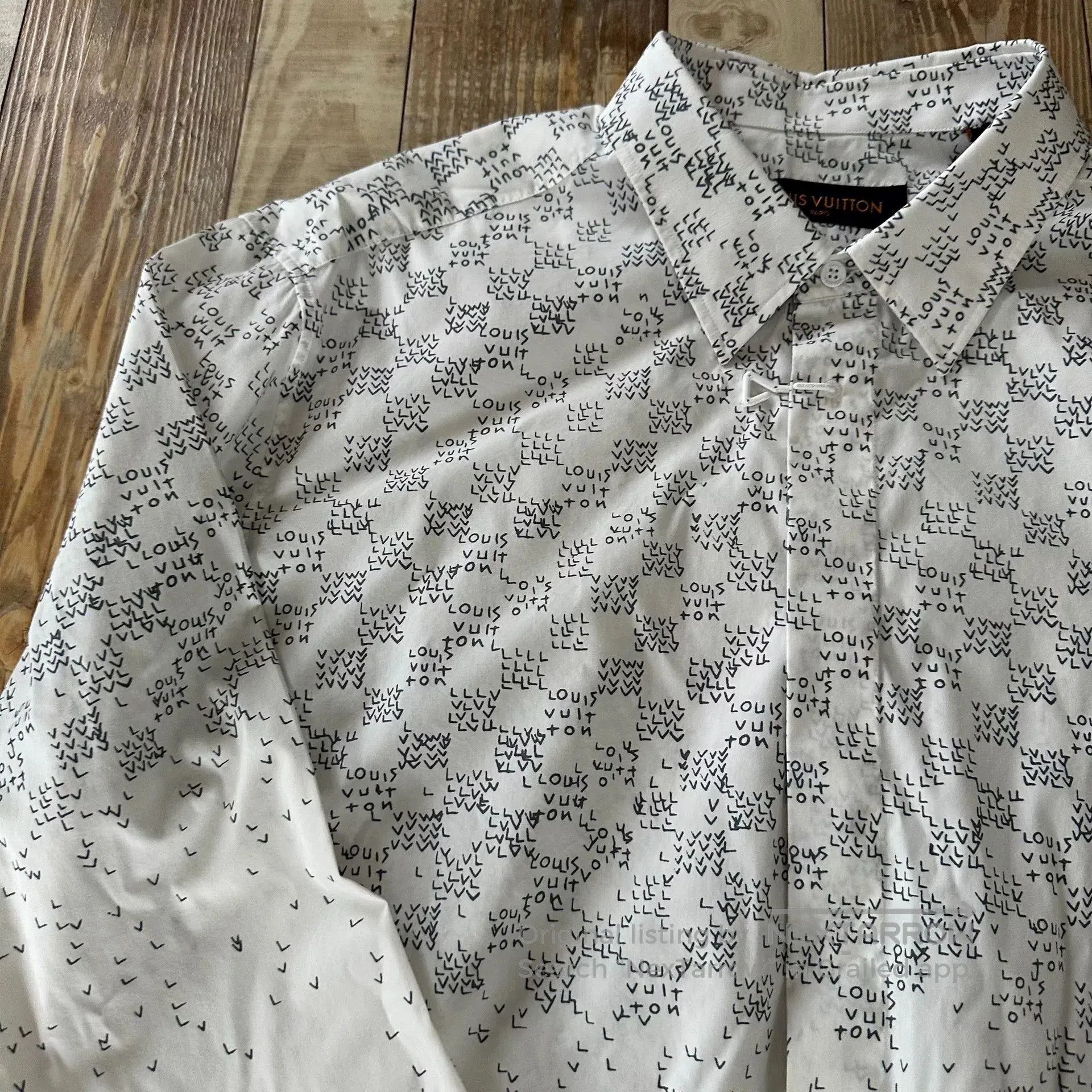 Louis Vuitton Louis Vuitton Airplane Logo Print Shirt. Size US XL / EU 56 / 4 - 5 Thumbnail