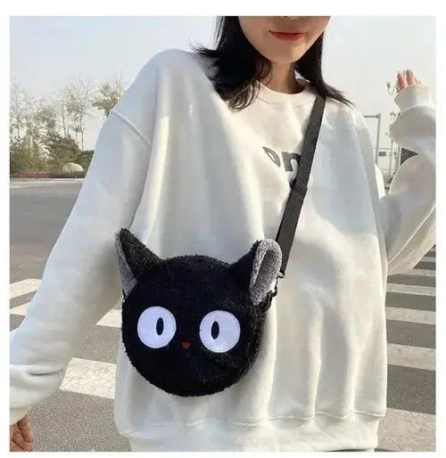 Japanese Brand Japanese Kawaii Crossbody Bag Size ONE SIZE - 1 Thumbnail