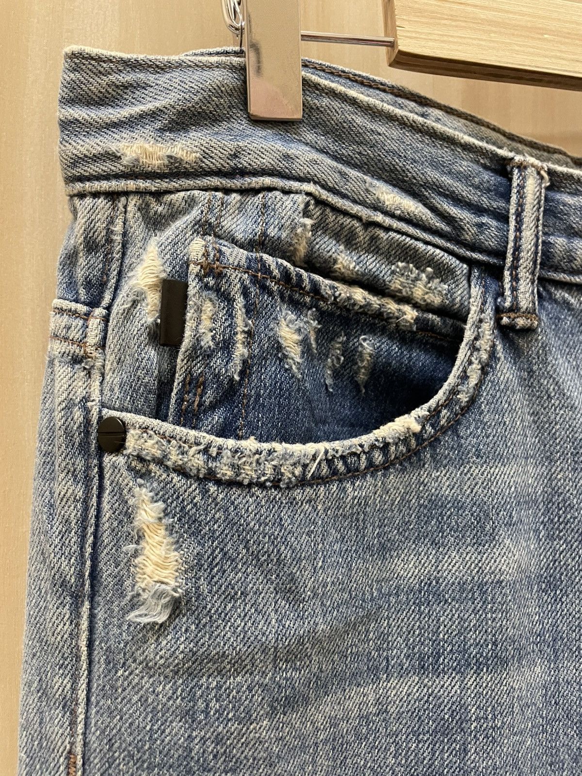 Helmut Lang Helmut Lang Relaxed Tapered Jeans Size US 34 / EU 50 - 2 Thumbnail
