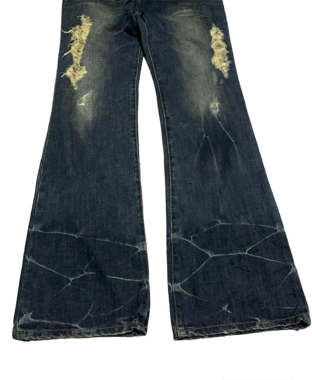 GOSTAR DE FUGA × Japanese Brand × Tornado Mart Fuga Distressed Flare Jeans Size US 31 - 3 Thumbnail