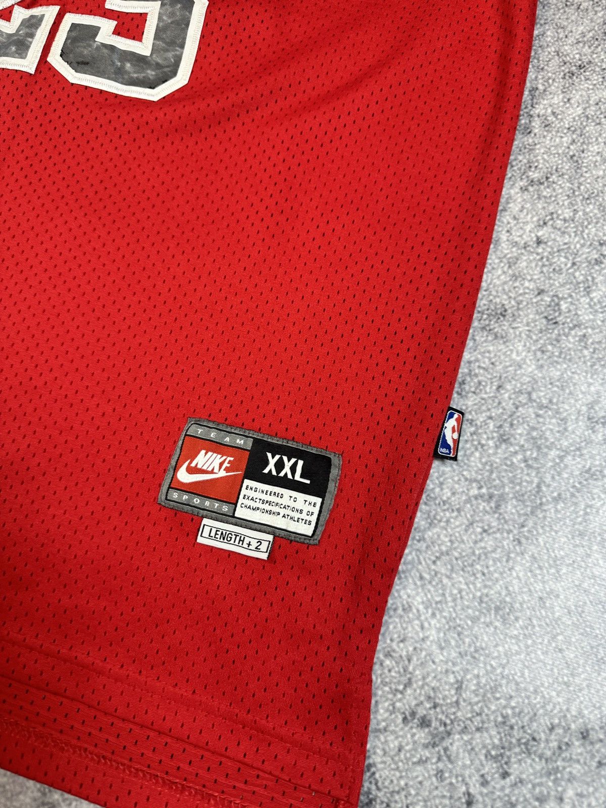 NBA × Nike Vintage Nike Chicago Bulls Jordan 23 NBA Basketball Jersey Size US XXL / EU 58 / 5 - 5 Thumbnail