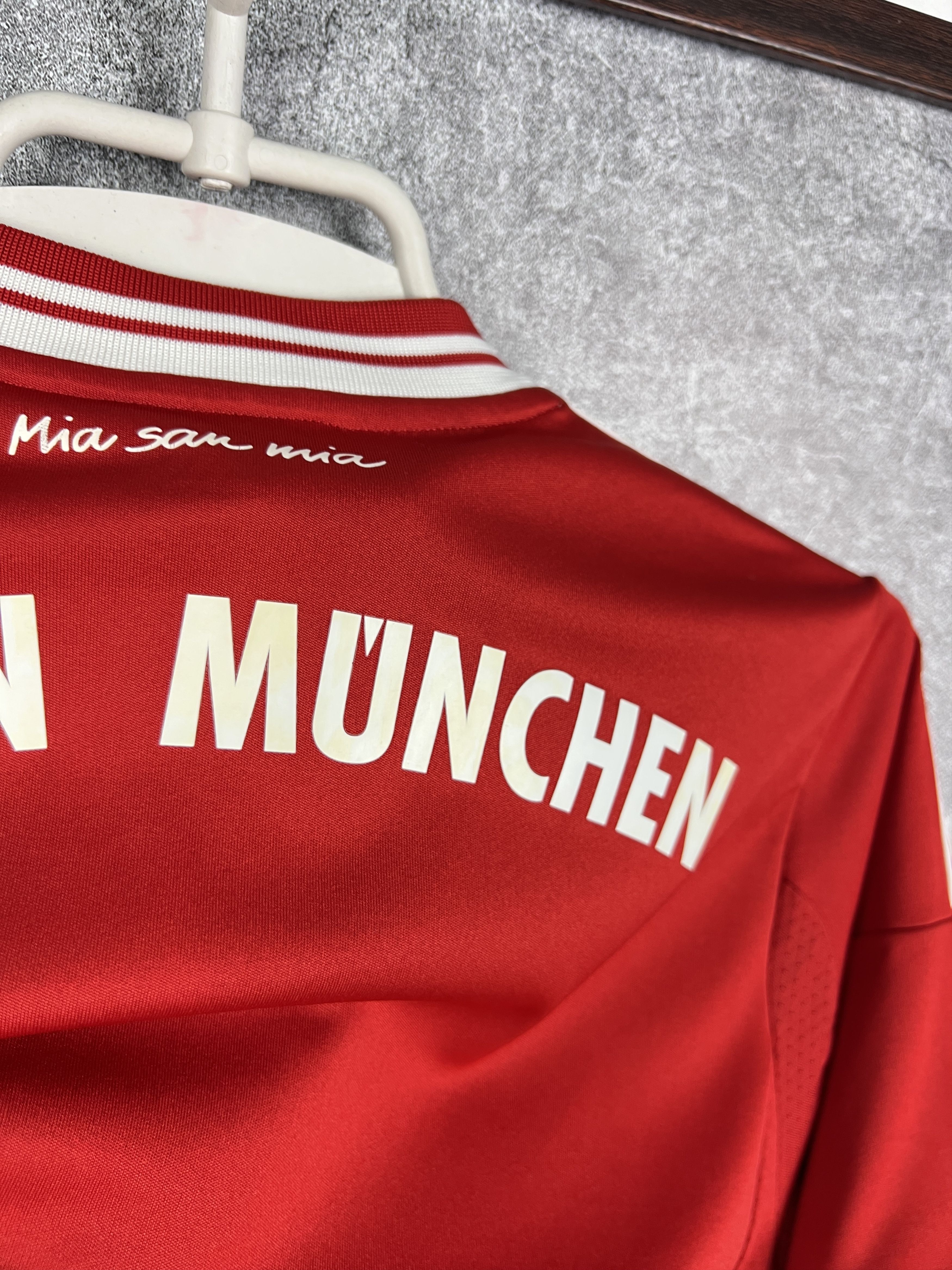 Adidas Bayern Munich football shirt Soccer Jersey Trikot Kids M Size US XXS / EU 40 - 10 Thumbnail