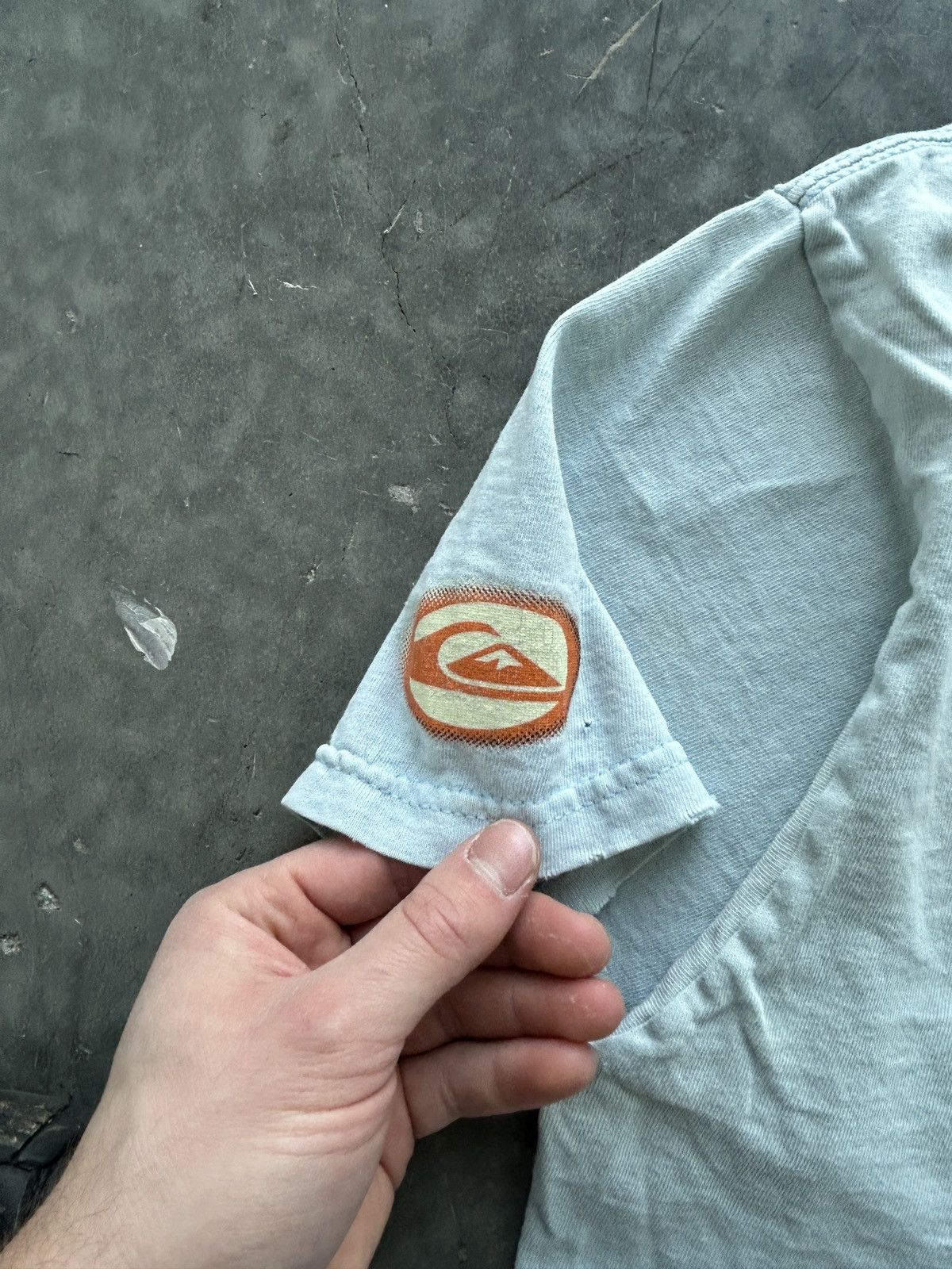 Quiksilver Vintage 90s Quiksilver Graphic Tee Thrashed Size US XL / EU 56 / 4 - 5 Thumbnail