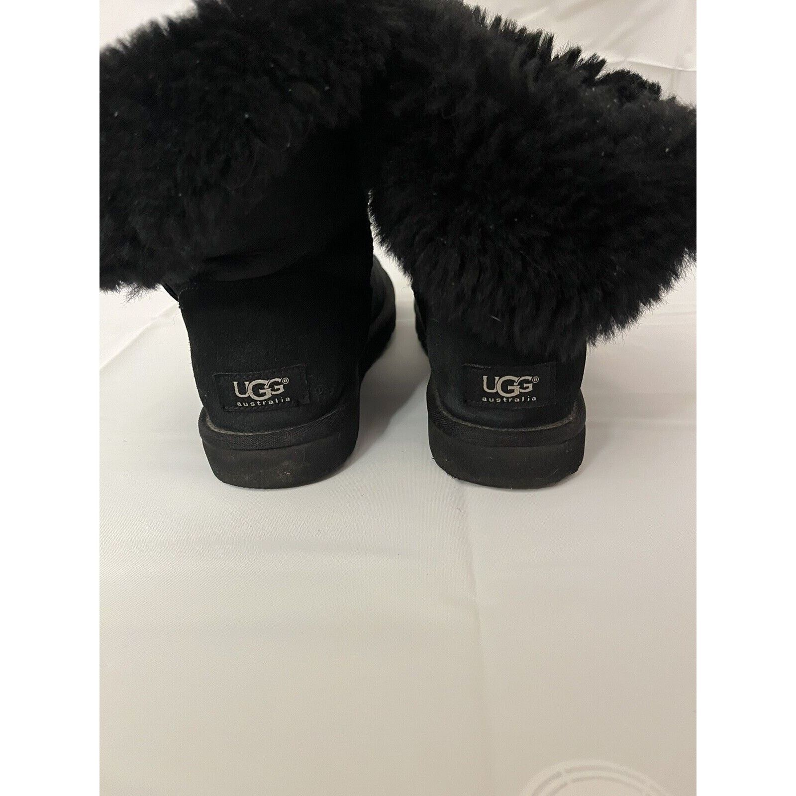 Ugg UGG Mini Bailey Button Black Sheepskin Women Size 8 Size US 8 / IT 38 - 5 Thumbnail
