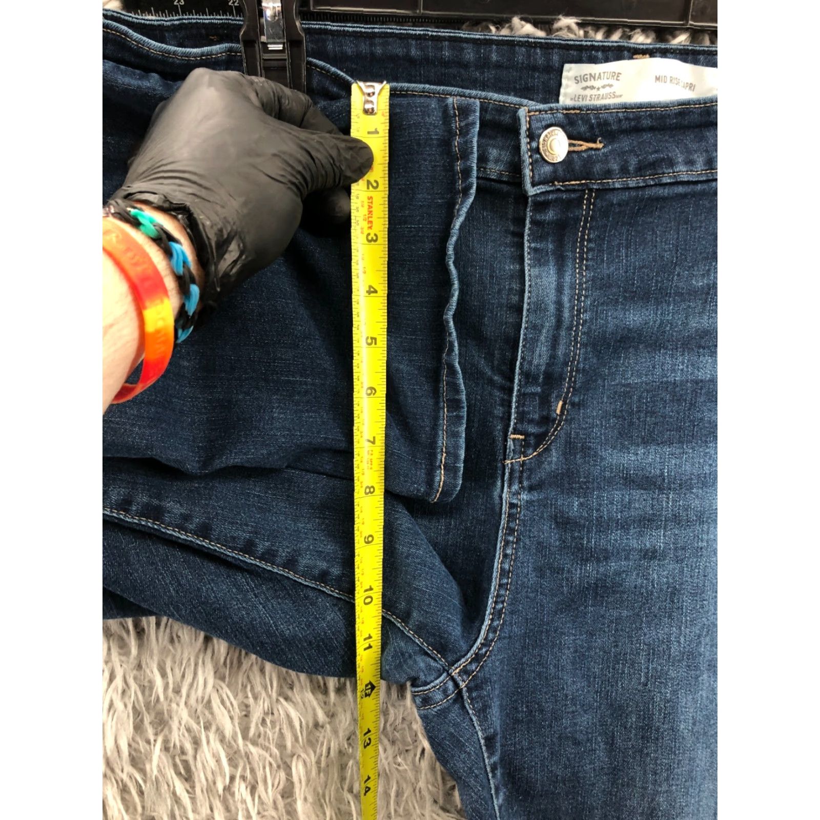 Levi's Levi's Signature Capri Jeans Size 22 Womens Medium Wash Blue Jeans Capri 5-Pocket Levi's 500 Series Womens Plus Size 40" / US 18 - 4 Thumbnail