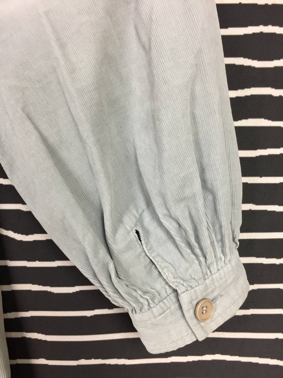 Ungaro Paris × Vintage Vtg Ungaro Parallele Paris Double Pocket Corduroy Shirt Size M / US 6-8 / IT 42-44 - 12 Thumbnail