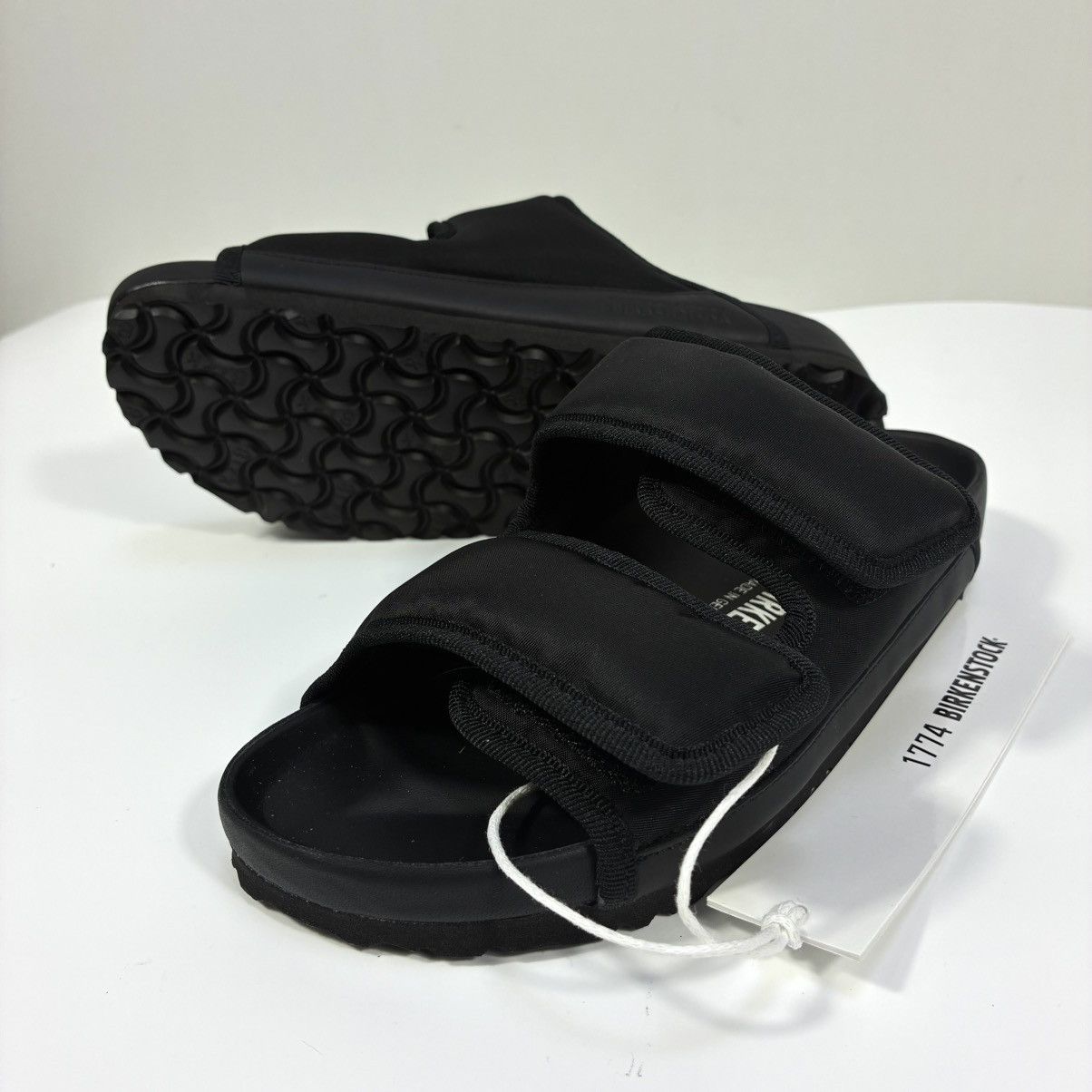 Birkenstock Birkenstock 1774 Arizona Cosny Nylon Sandals Black 38 7 NEW Size US 7 / IT 37 - 12 Thumbnail