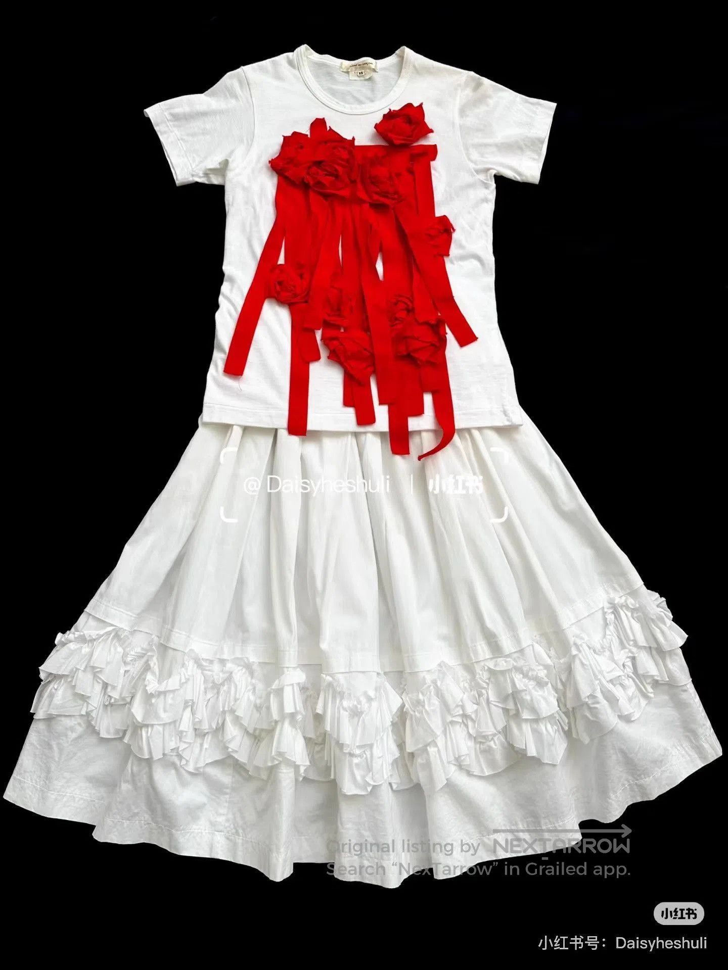 Comme des Garcons White Short Sleeve Shirt with Red Floral Ribbon Accents. Size US XS / EU 42 / 0 - 1 Thumbnail