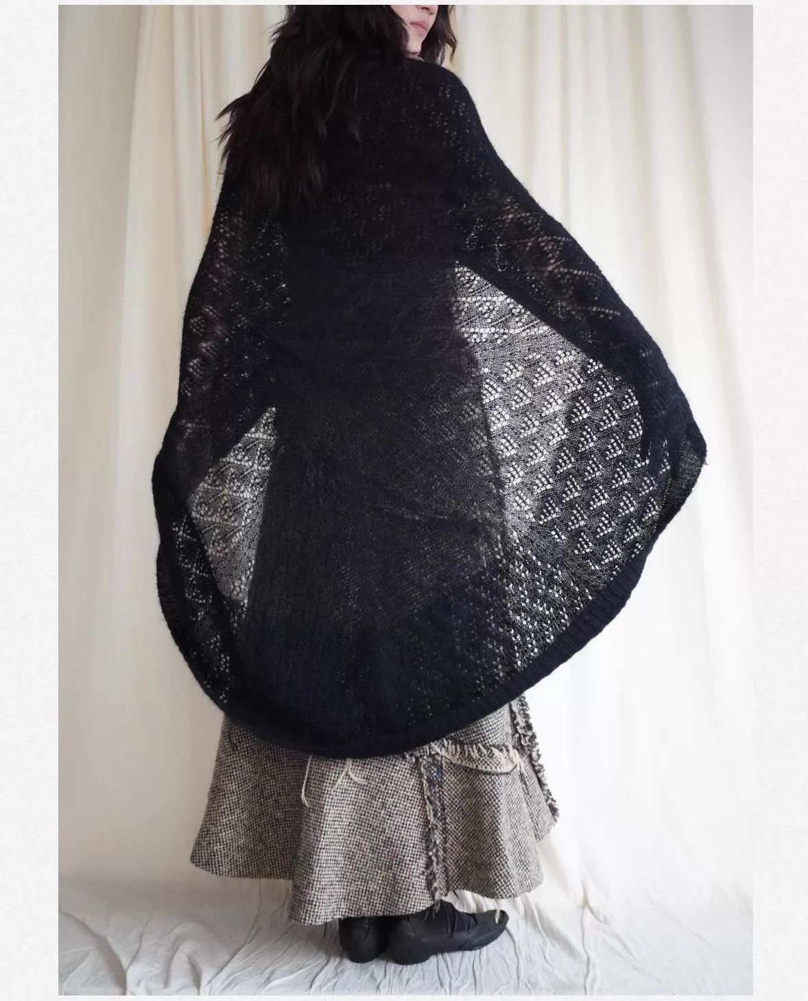 Junya Watanabe Junya Watanabe 2000s Mohair-Wool Lace Multi-Wear Shawl Size ONE SIZE - 1 Thumbnail