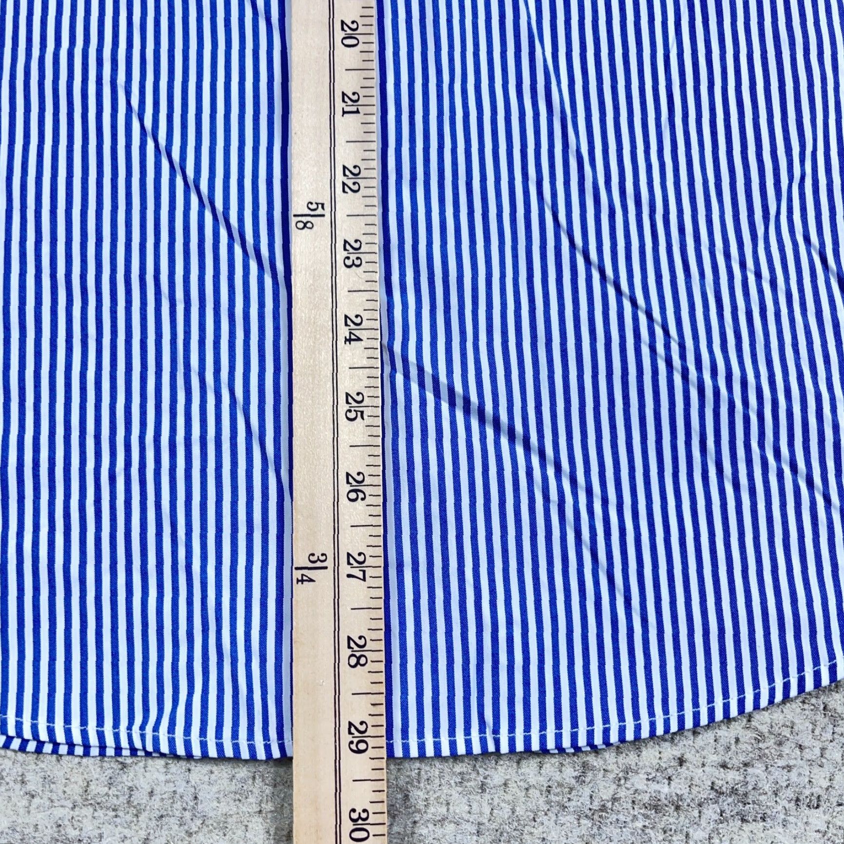 UNTUCKit UNTUCKit Shirt Men XL Blue White Striped Button Up Nylon Performance Dress Shirt Size 46R - 6 Thumbnail