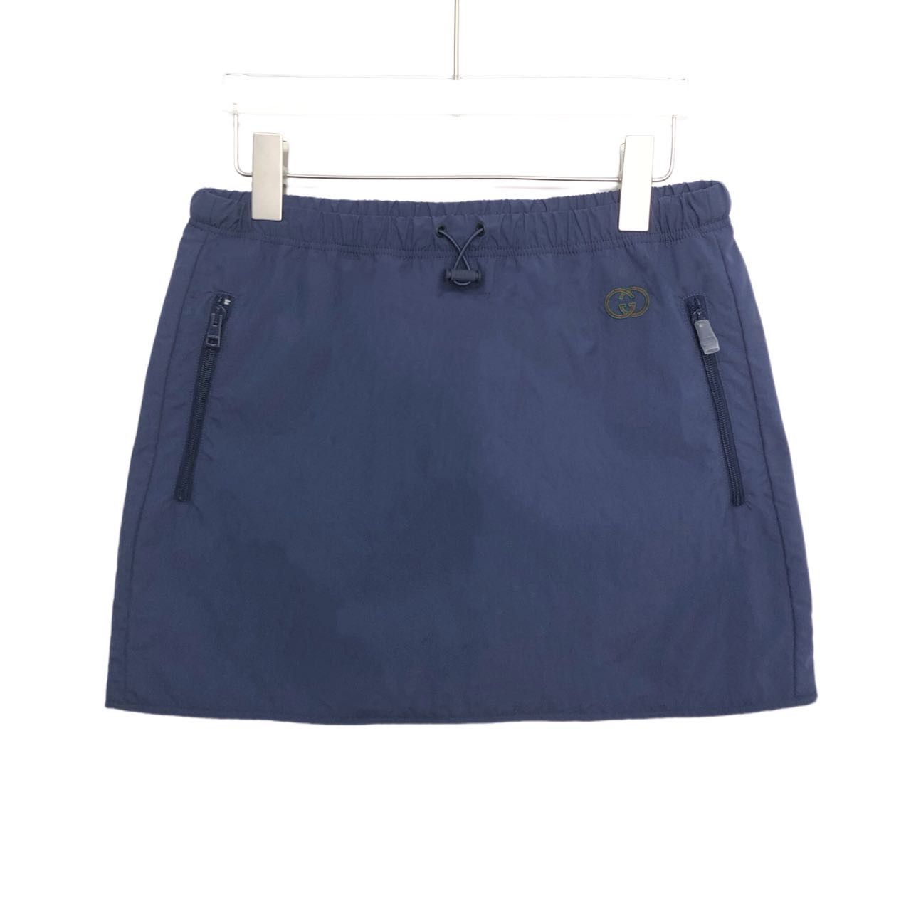 Gucci Gucci Women's Elastic Waist Mini Casual Skirt K26WX Size 27" / US 4 / IT 40 - 1 Thumbnail