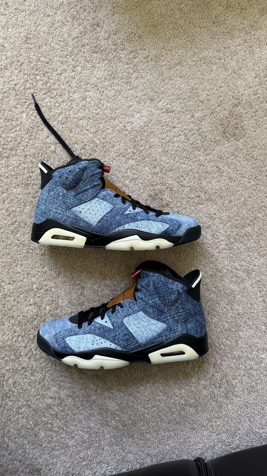 Jordan Brand AIR JORDAN 6 RETRO Size US 12 / EU 45 - 2 Thumbnail