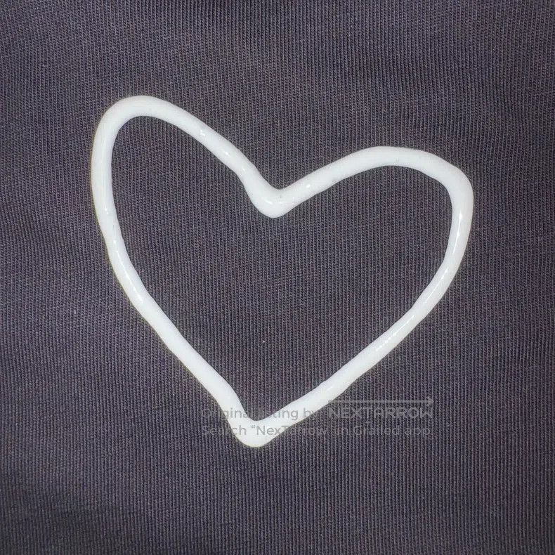 Balenciaga Balenciaga Heart Logo Embroidered Short Sleeve T-Shirt - B Size US S / EU 44-46 / 1 - 6 Thumbnail