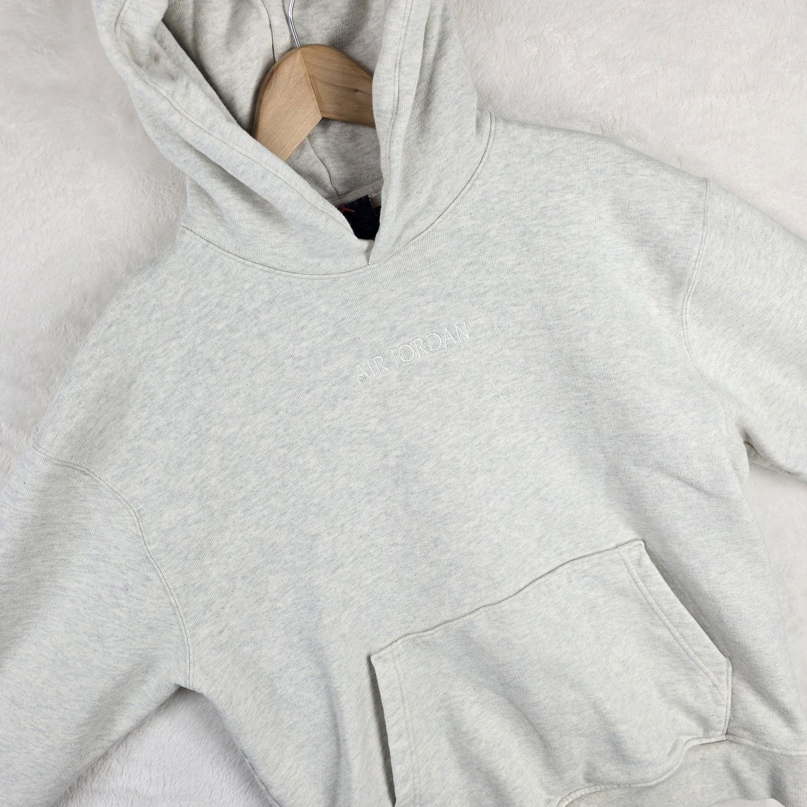 Jordan Brand Vtg Jordan Hoodie M Beige Pullover Excellence Attitude Soul Size US M / EU 48-50 / 2 - 5 Thumbnail