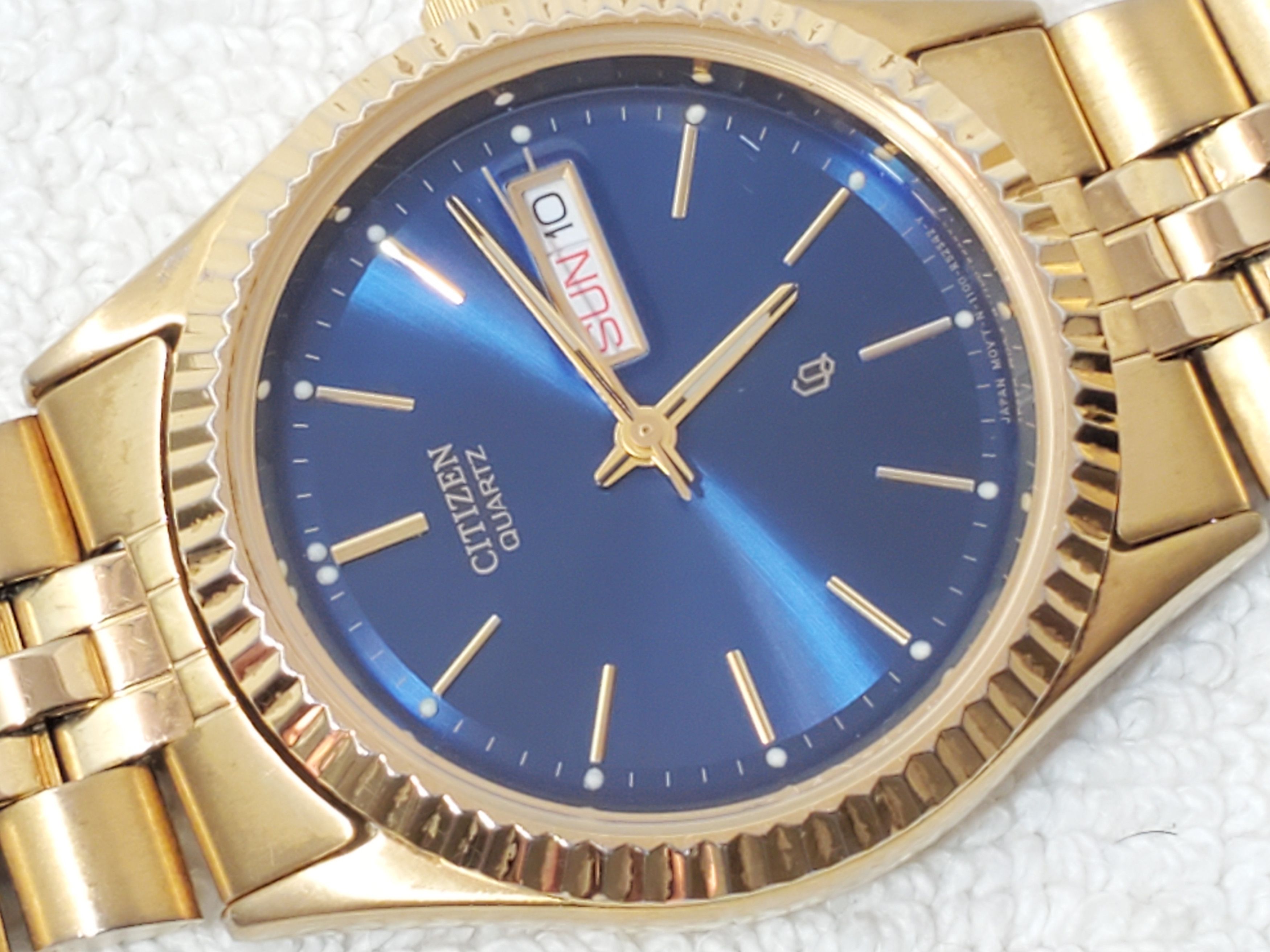 Citizen Vintage Citizen Men's Day Date Quartz Watch Blue Dial Size 36 - 2 Thumbnail