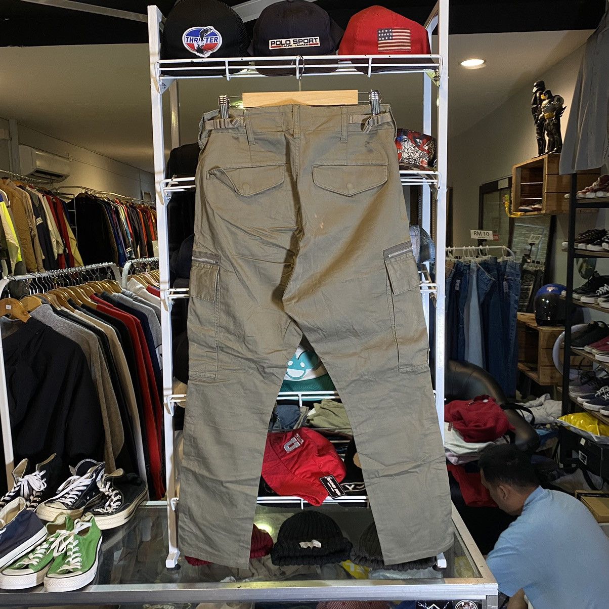 CABANE de ZUCCa × Issey Miyake × Japanese Brand Cabane de zucca Asymmetrical zipper fly Cargo Size US 30 / EU 46 - 2 Thumbnail