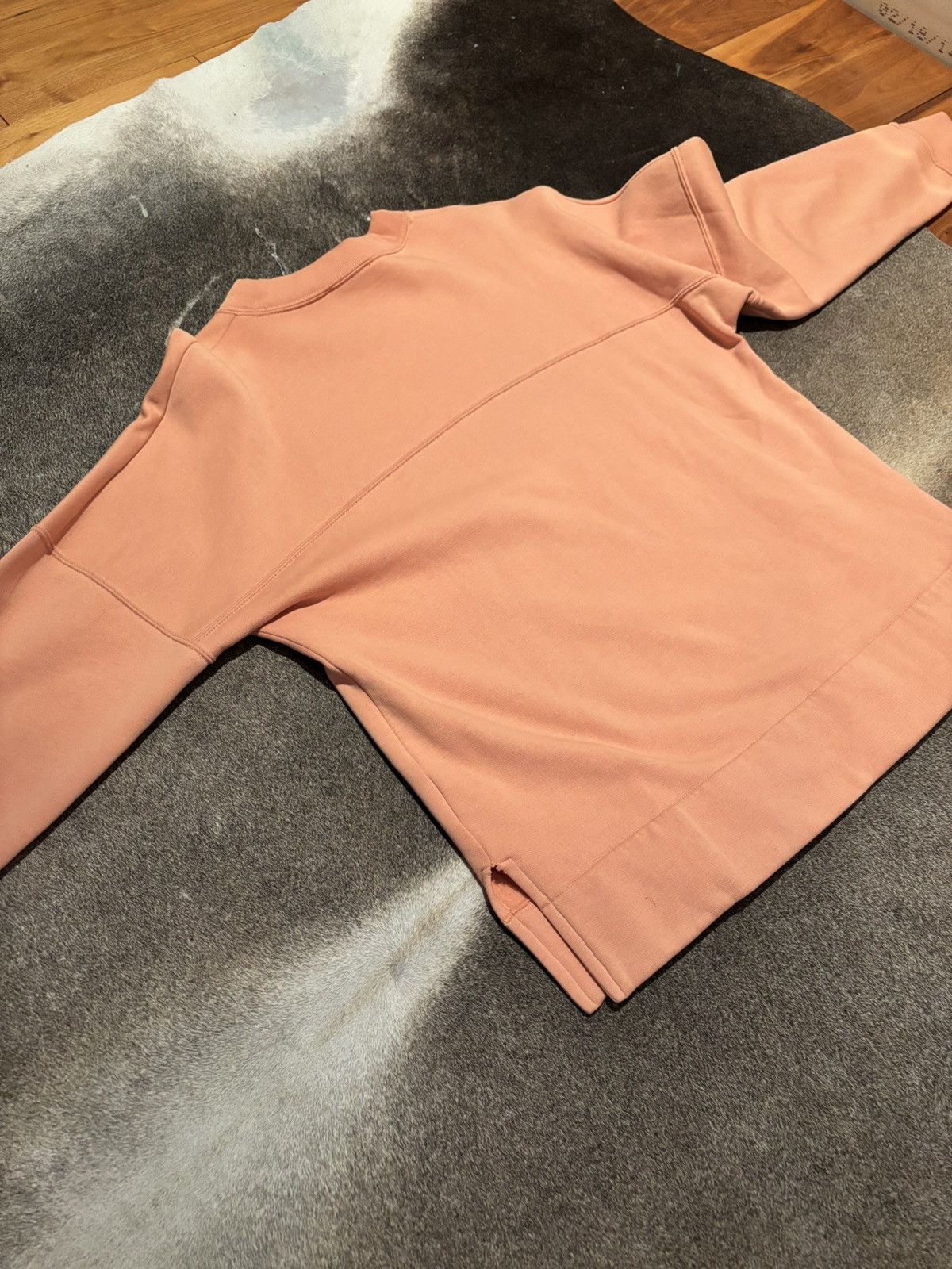 Acne Studios Vintage Acne Studios Peach Crewneck Acne Sweater Size M Size US M / EU 48-50 / 2 - 2 Thumbnail