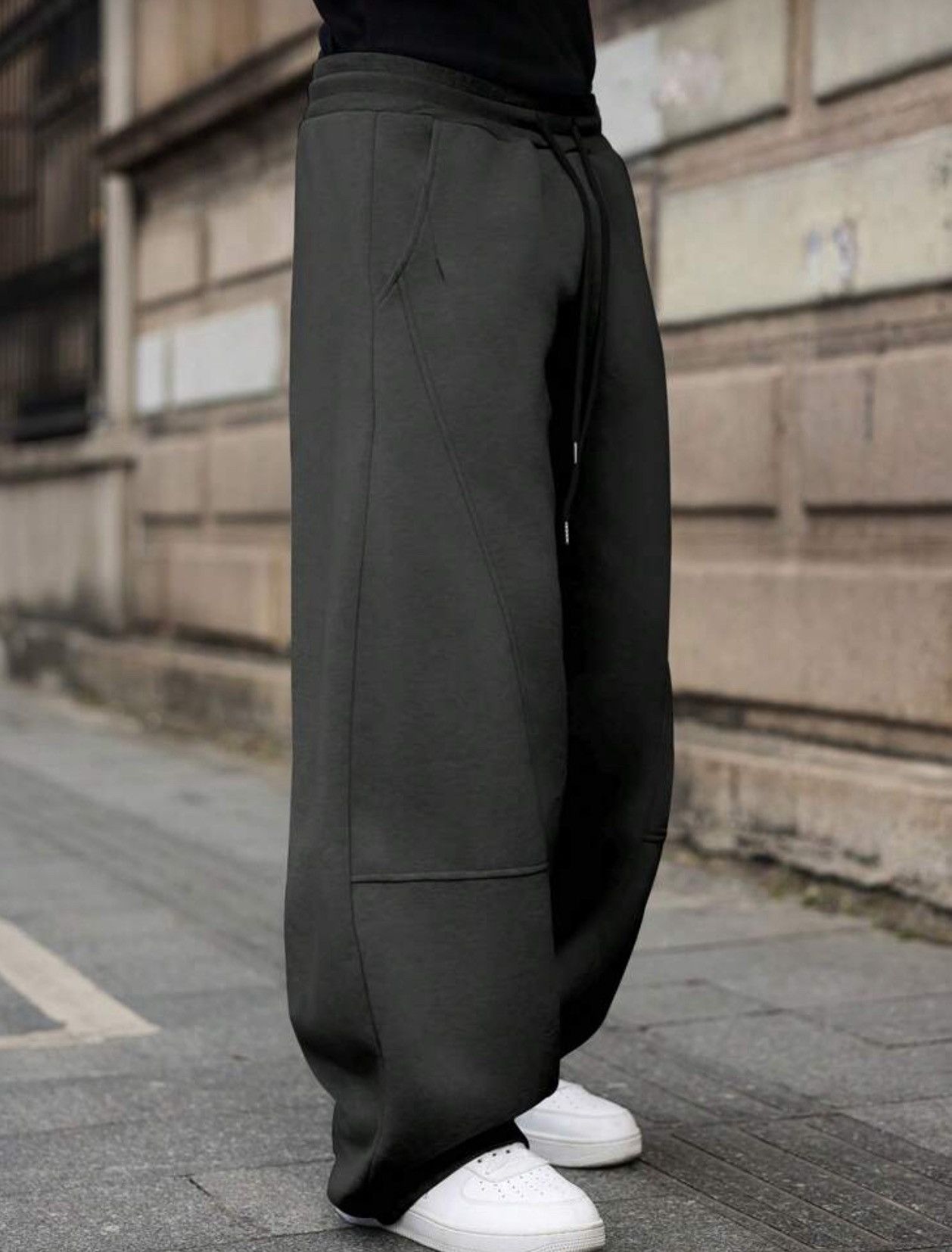 Japanese Brand Wide leg baggy sweatpants Size US 30 / EU 46 - 3 Thumbnail