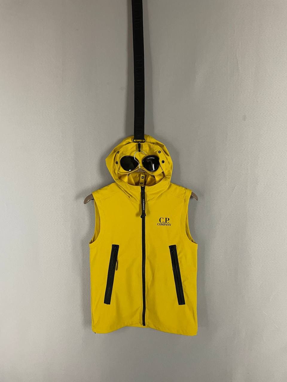 C.P. Company C.P. Company Vest Yellow Jacket Shell-R Soft Shell Size US XS / EU 42 / 0 - 1 Thumbnail
